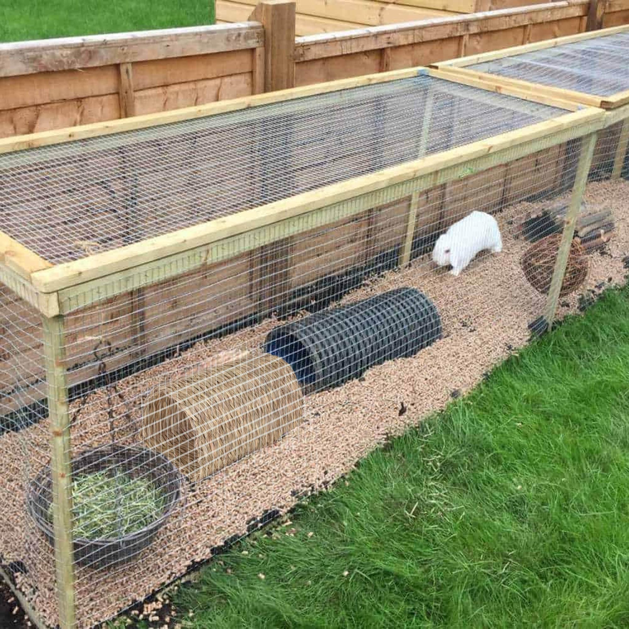 Seagrass House Tunnel Hutch Woven Hut Hay Shelter for Bunny, Rabbits, Guinea pigs