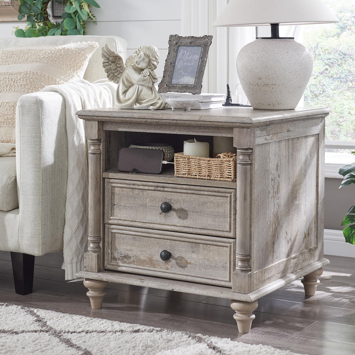 24'' Farmhouse End Table w/4 Solid Wood Feet
