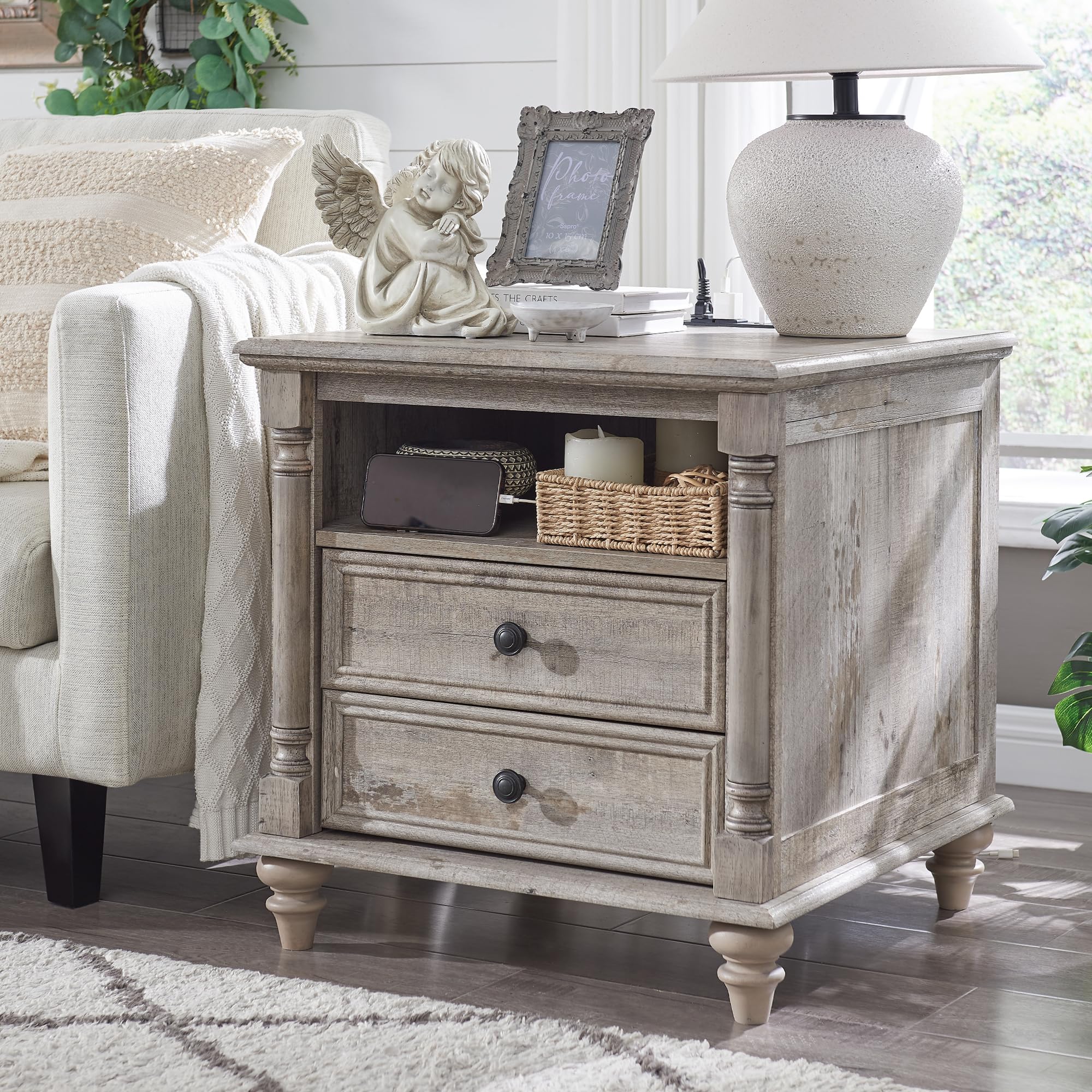 24'' Farmhouse End Table w/4 Solid Wood Feet