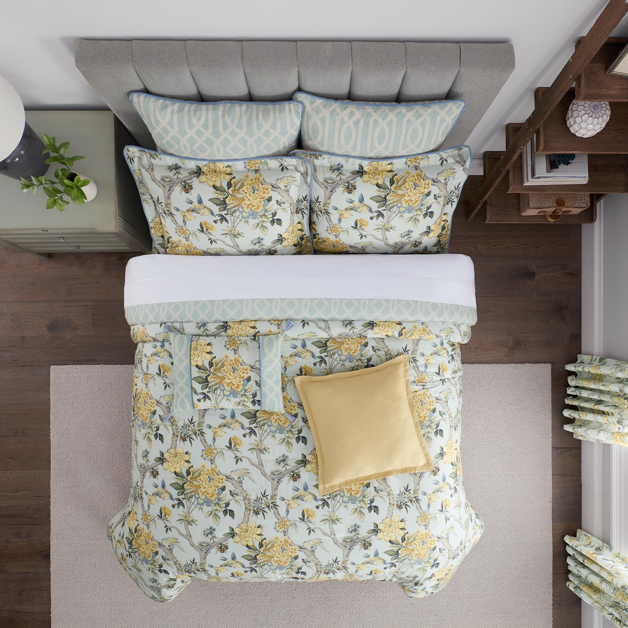 Gardens 4 Piece Cotton Comforter Set, Embellished All Season Bedding