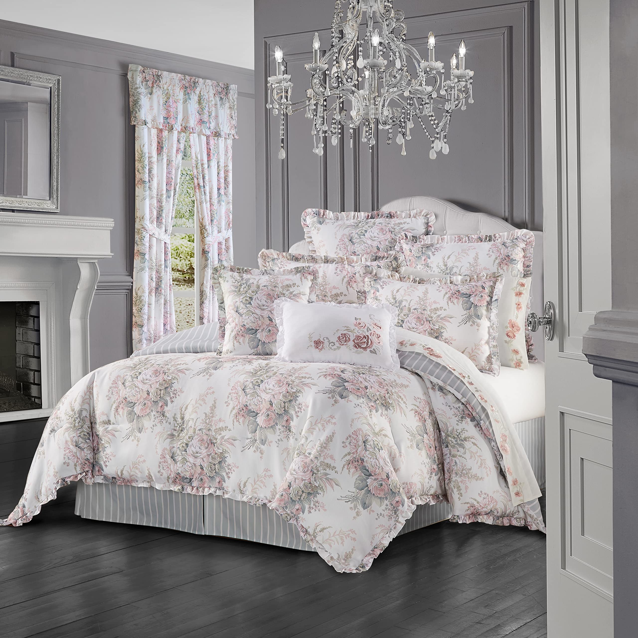 Estelle 4-Piece Comforter Set - Full, Blush Pink