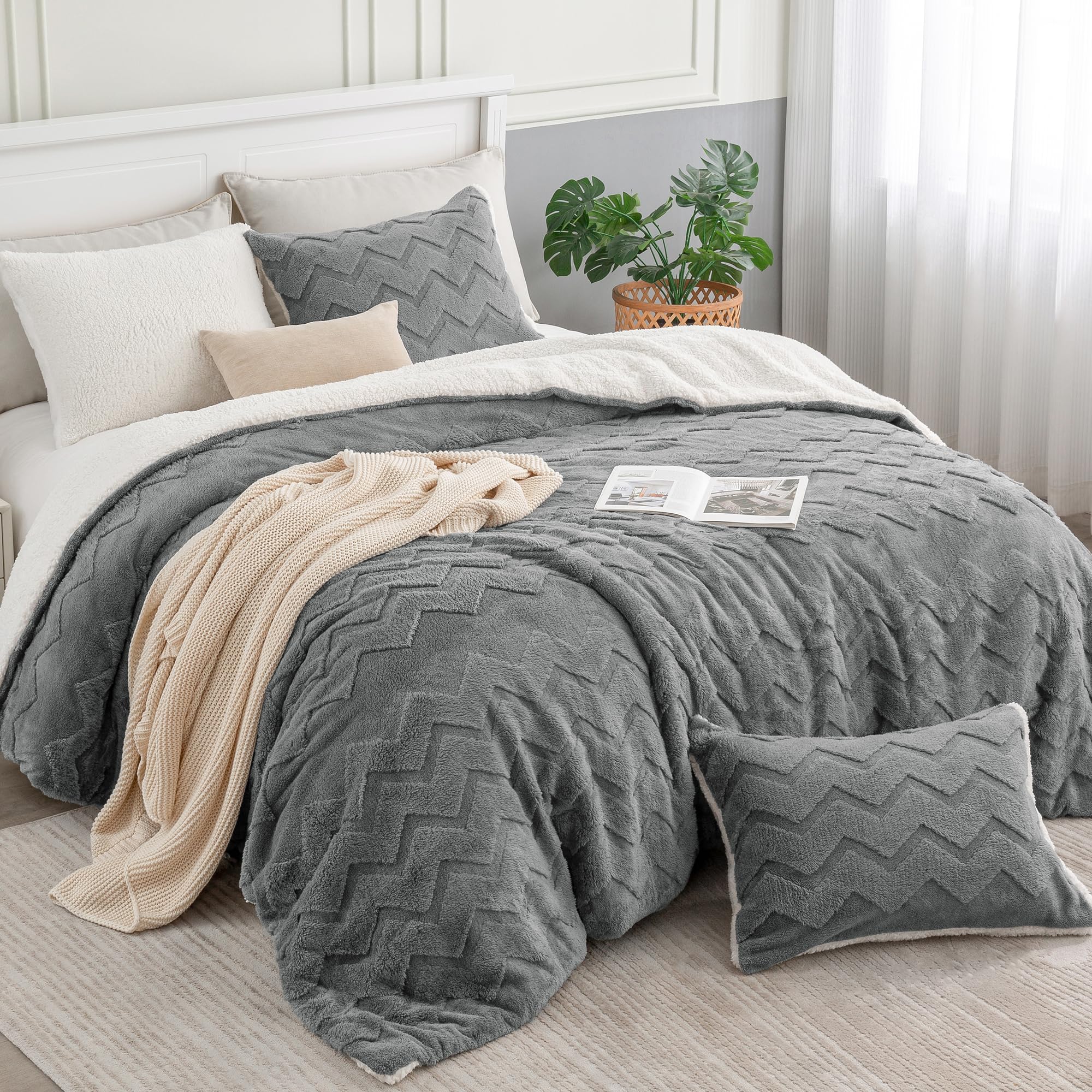 Fluffy Queen Comforter Set - Super Soft Sherpa Grey Comforter for Queen Size Bed