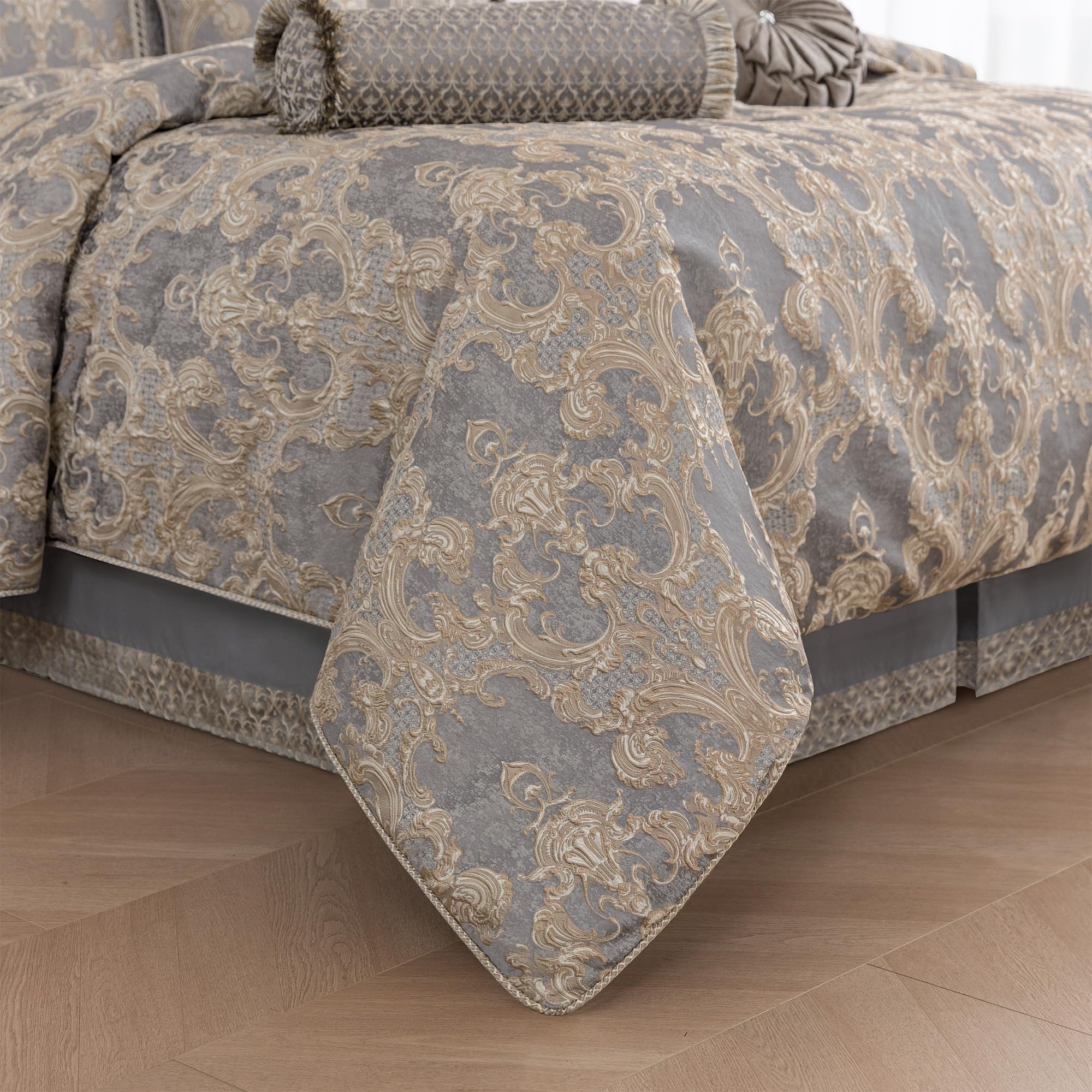 9-Piece Jacquard Comforter Set King - Royal Damask Design Luxury Bedding