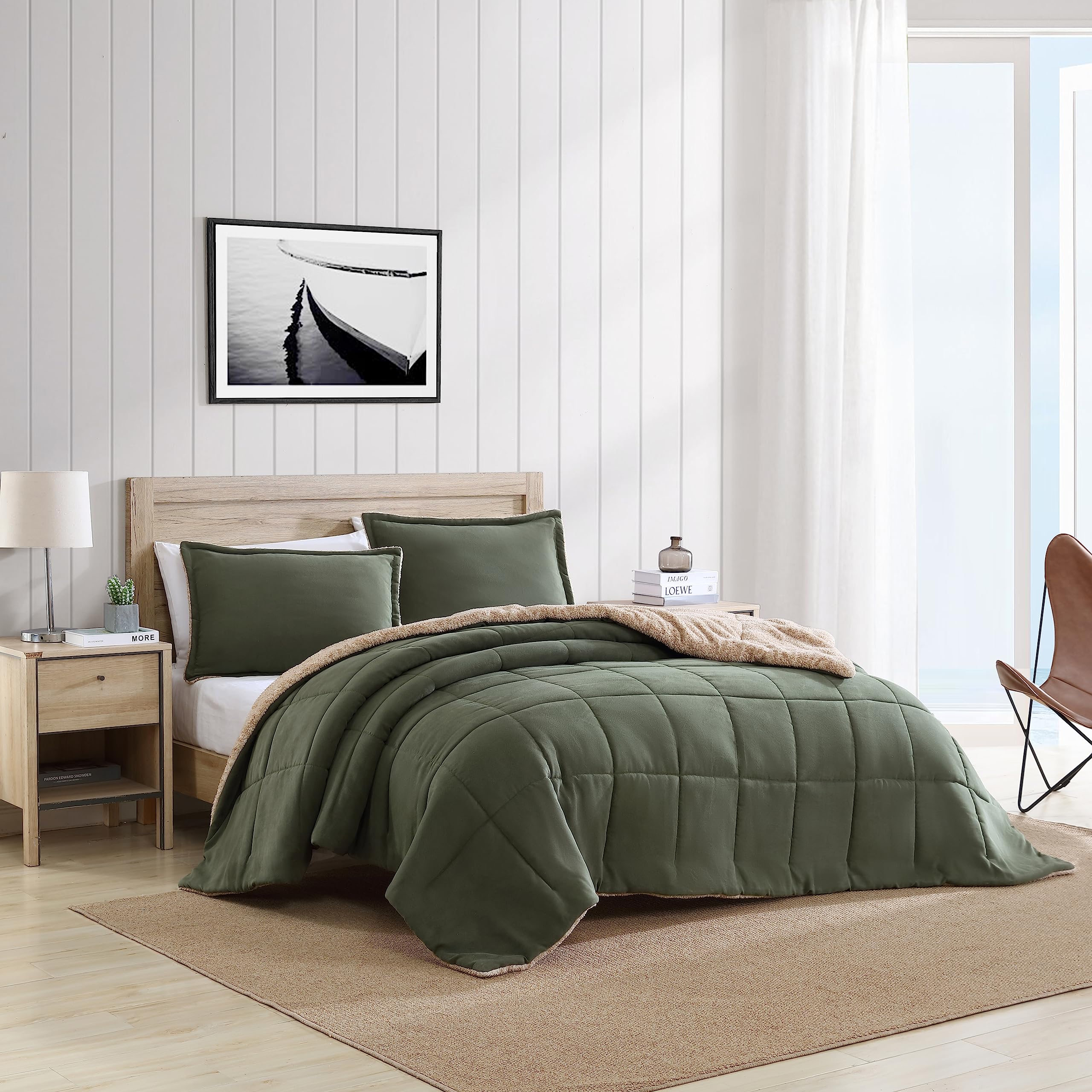 Queen Comforter Set, Soft Microsuede Bedding with Cozy Sherpa Reverse & Matching Shams