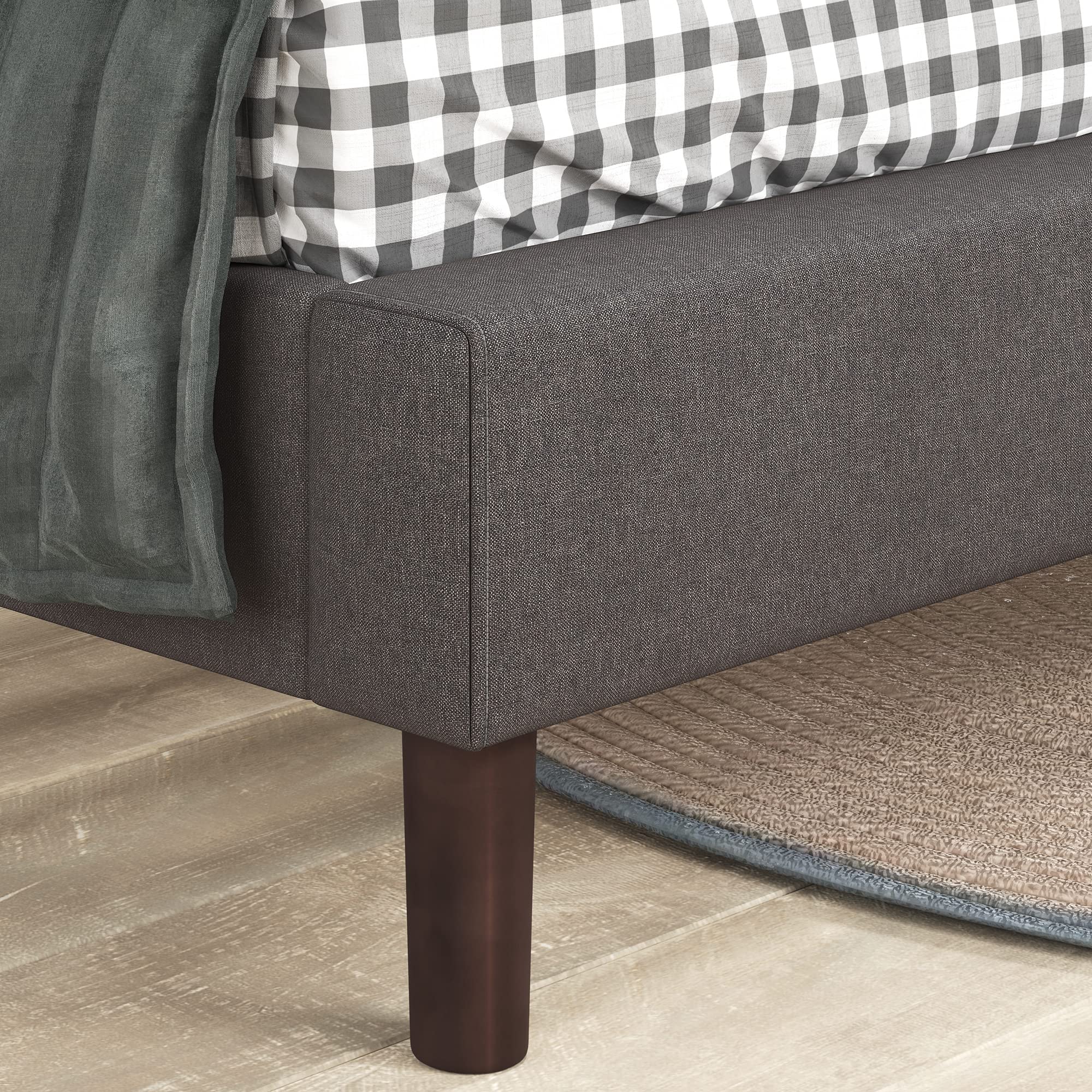 Judy Upholstered Platform Bed Frame / Mattress Foundation
