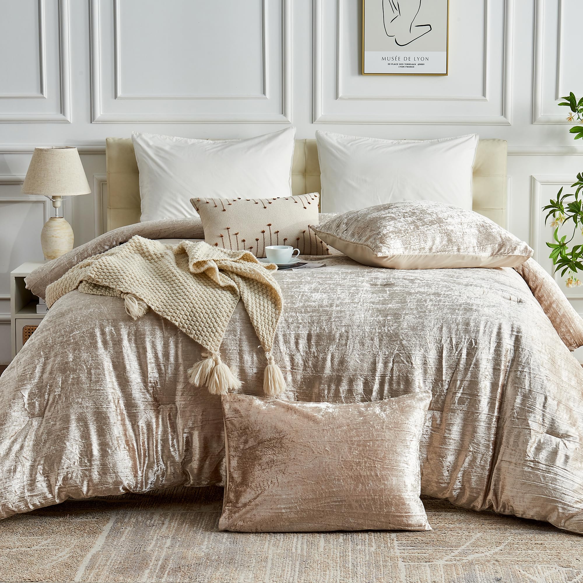 King Size Korean Velvet Comforter Set - Champagne Gold