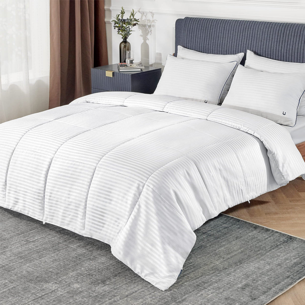 Duvet Insert Cooling Comforters King Size, Lightweight Duvet Insert