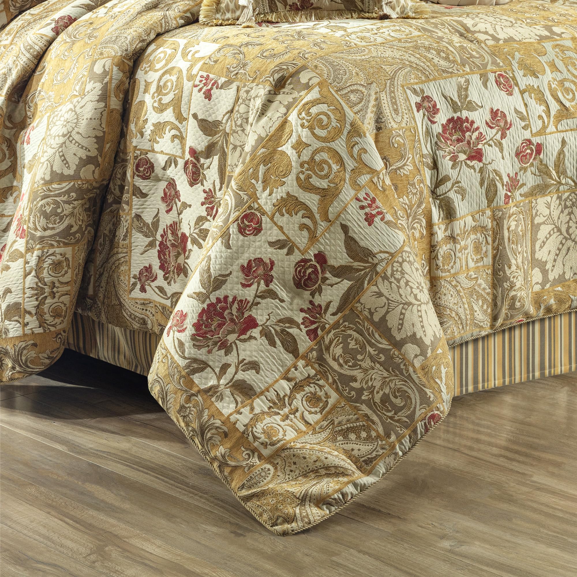 Comforter Set Patchwork Design, Jacquard Floral Comforter Set Queen Size, Luxury