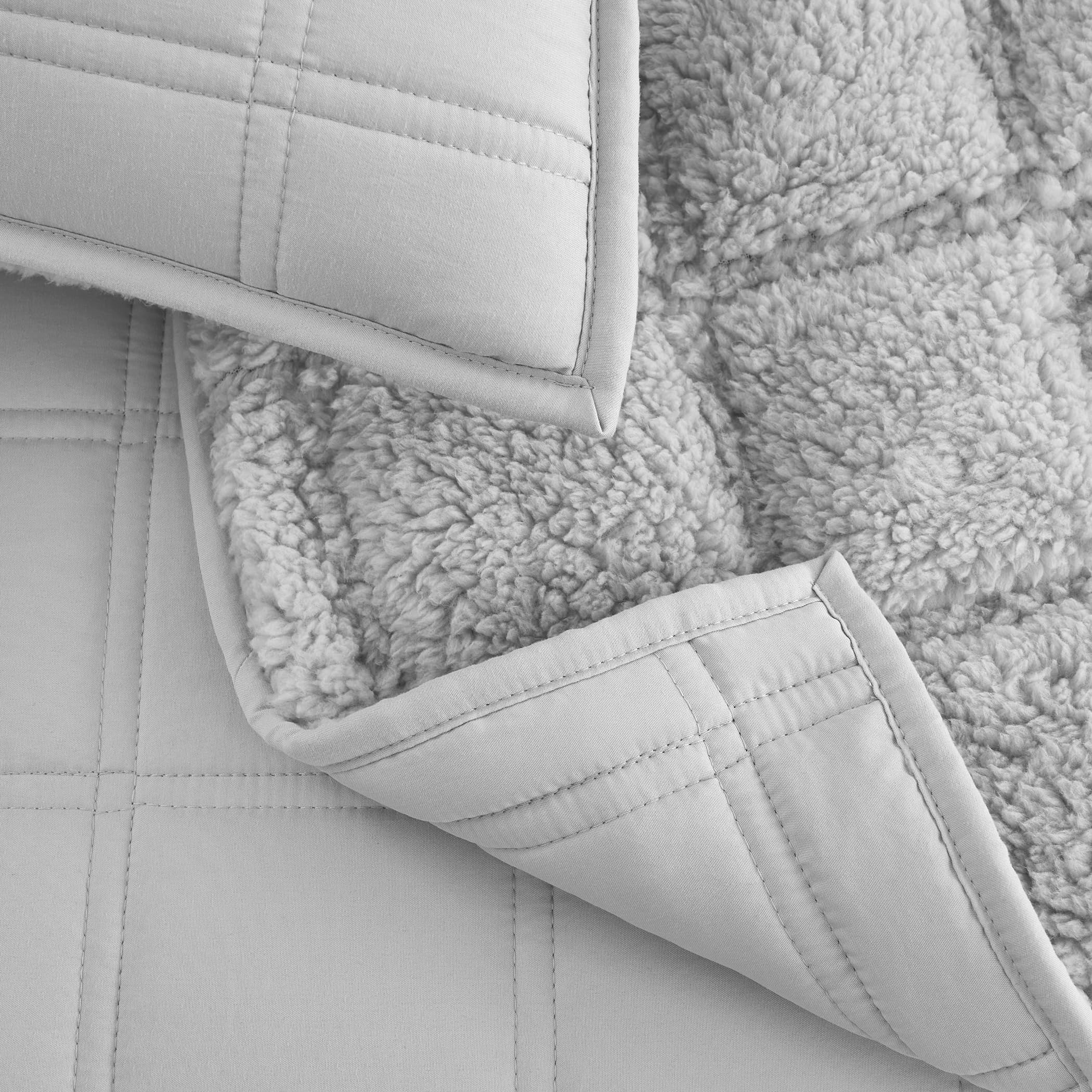 Gizelle King Quilt Set with 2 Pillow Shams - Lightweight All Season Bedding