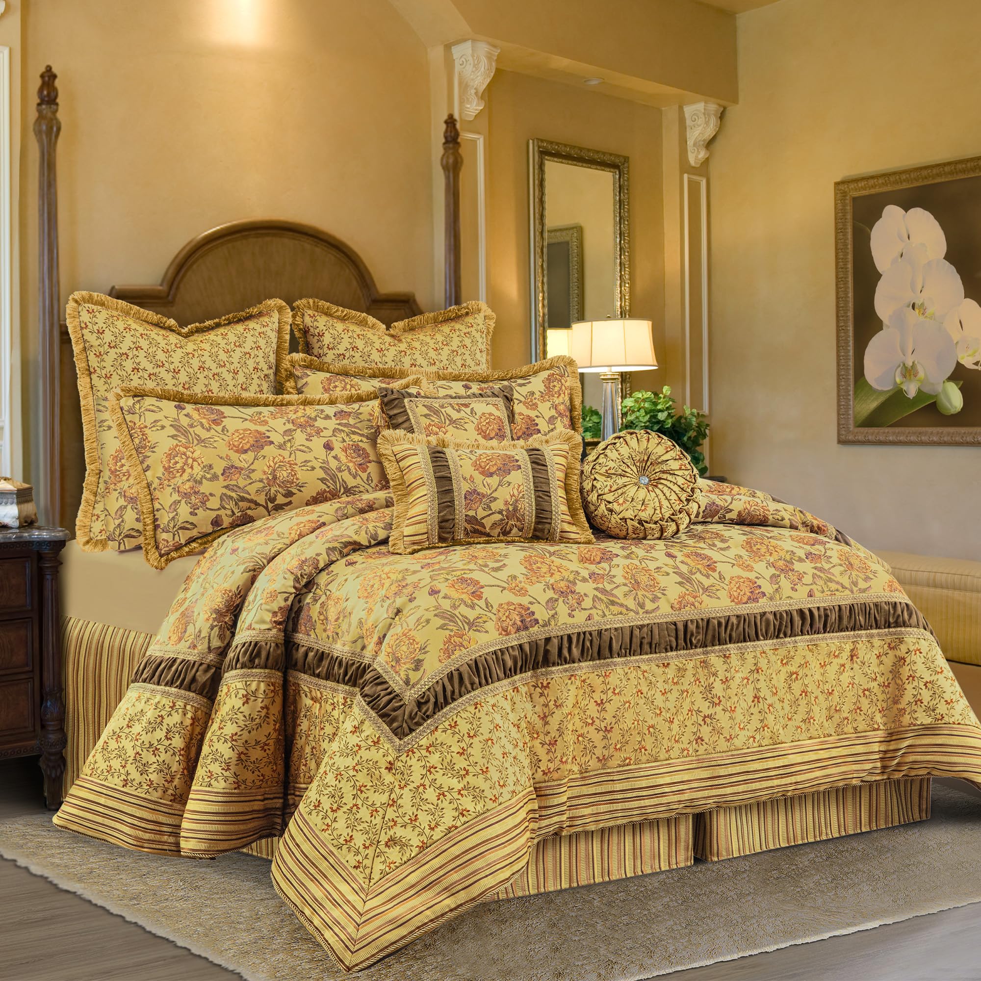 Luxury Comforter Sets Classic Framework Design, Damask Floral Queen Bedding with Euro Shams,