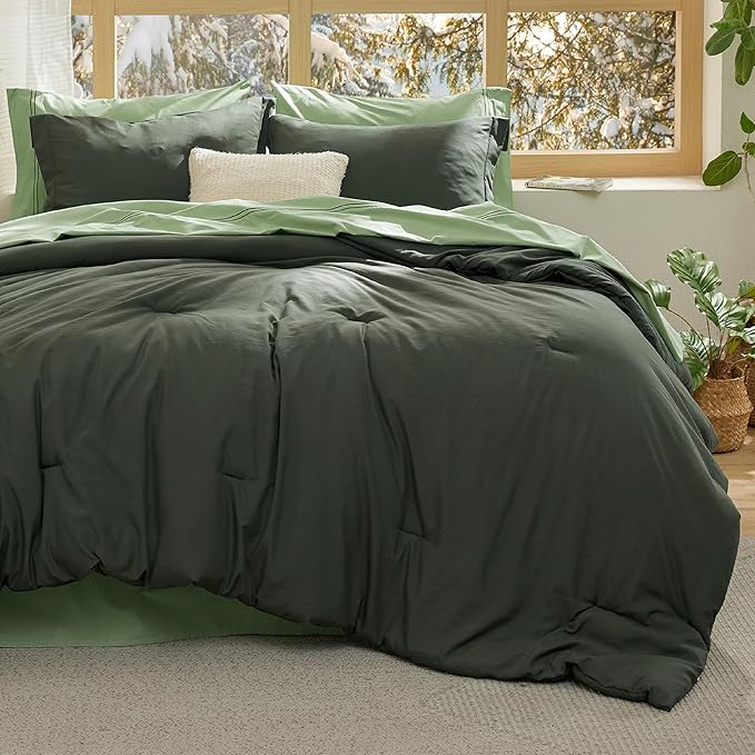 Bed in a Bag Queen Size 7 Pieces - 100% Cotton Sheet and Polyester Bedding Comforter