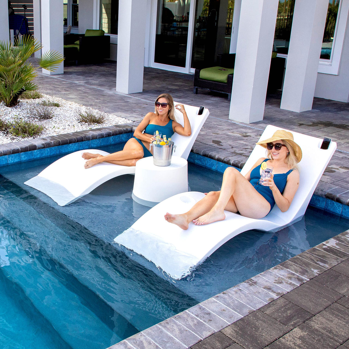 Kai Shelf Lounger Deep Water, in-Pool, Use in Pools with Shelves Up to 16 Inches Deep