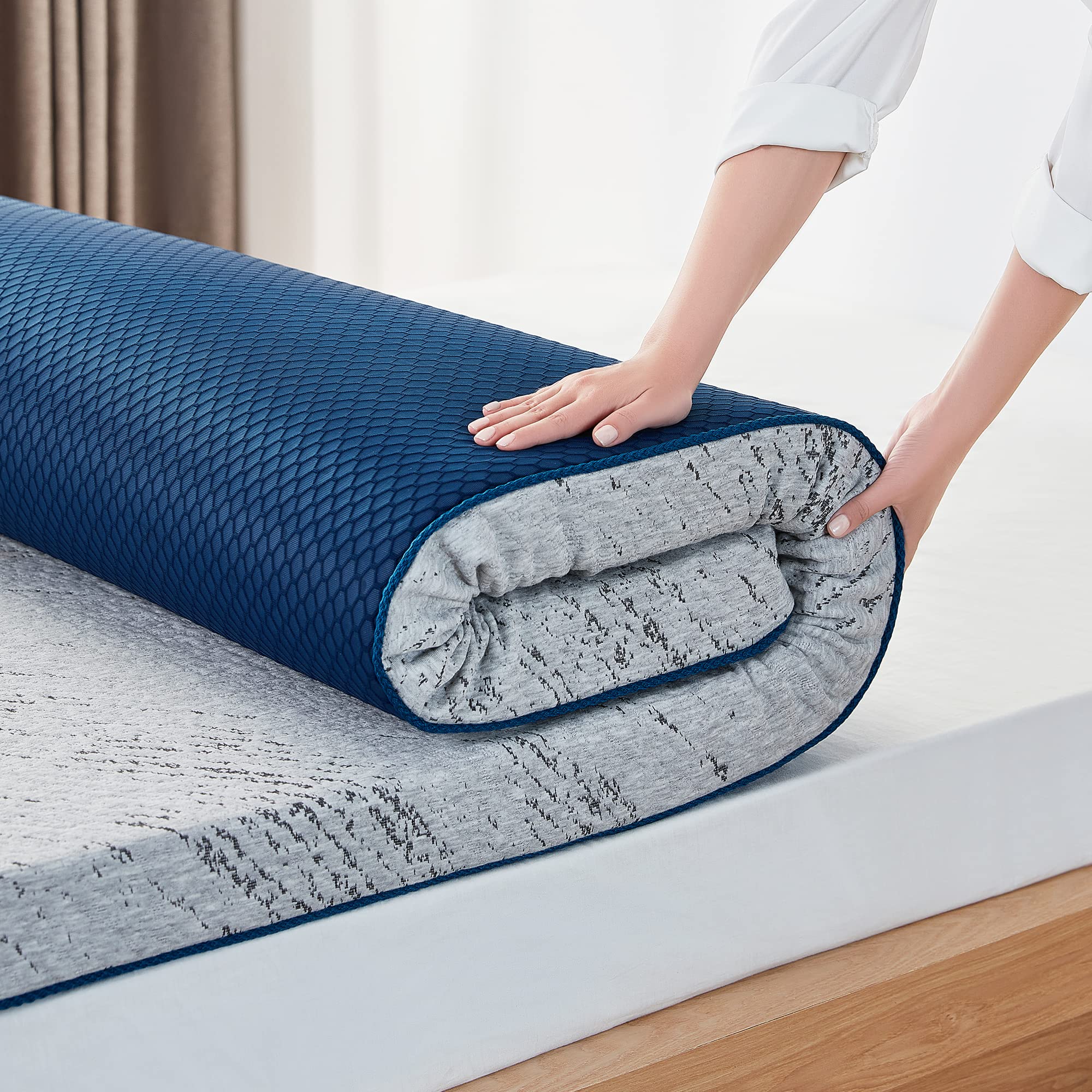 Mattress Topper King Gel Infused Memory Foam Mattress Topper, 3 Inches Cooling Bed