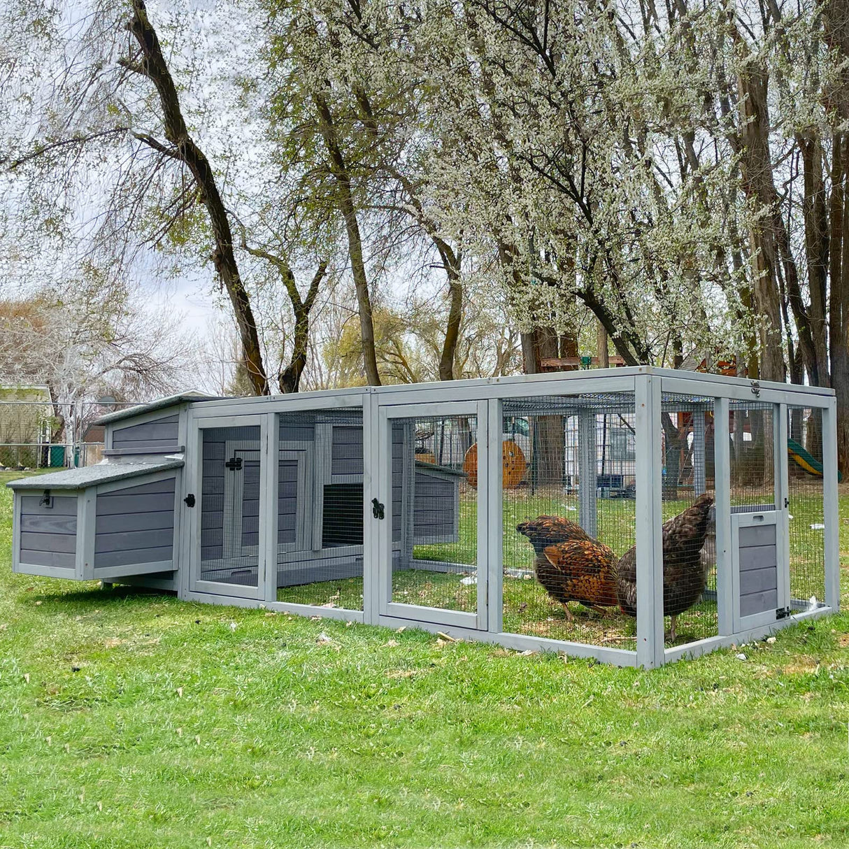 Chicken Coop for 4-6 Chickens/Ducks, Outdoor Wooden Chicken House Large