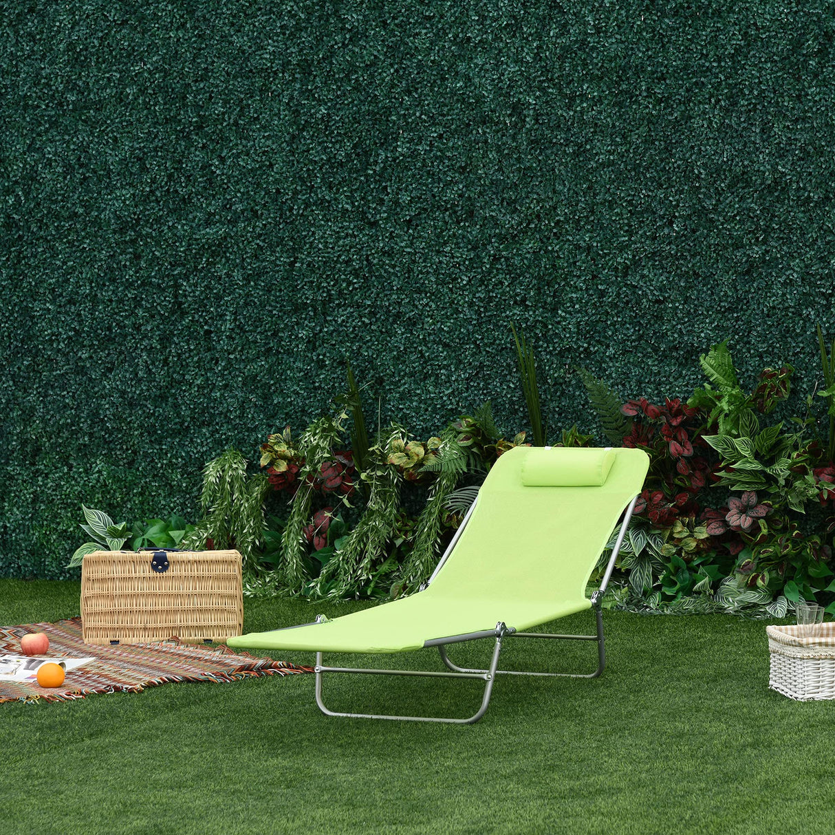 Folding Chaise Lounge Pool Chairs, Outdoor Sun Tanning Chairs with Pillow
