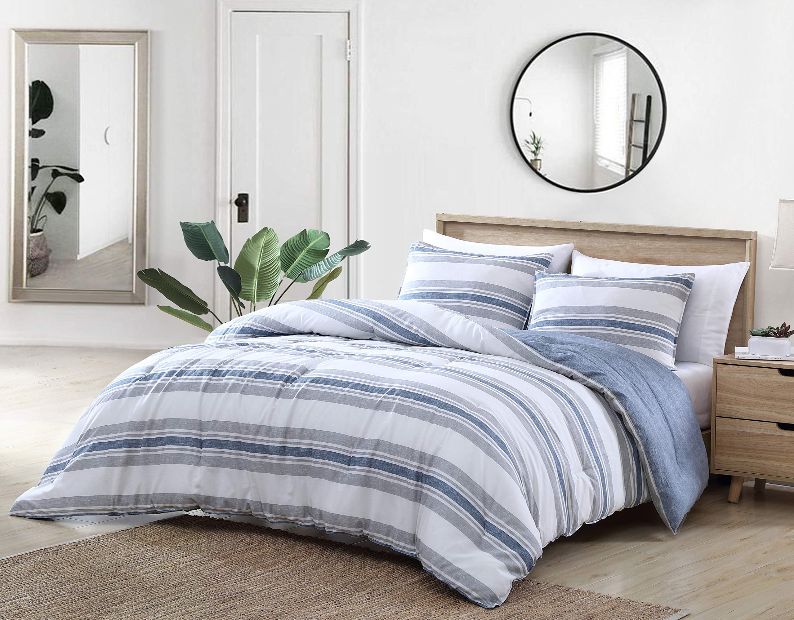 Reversible King Comforter Set - Bay Shore Navy with Shams