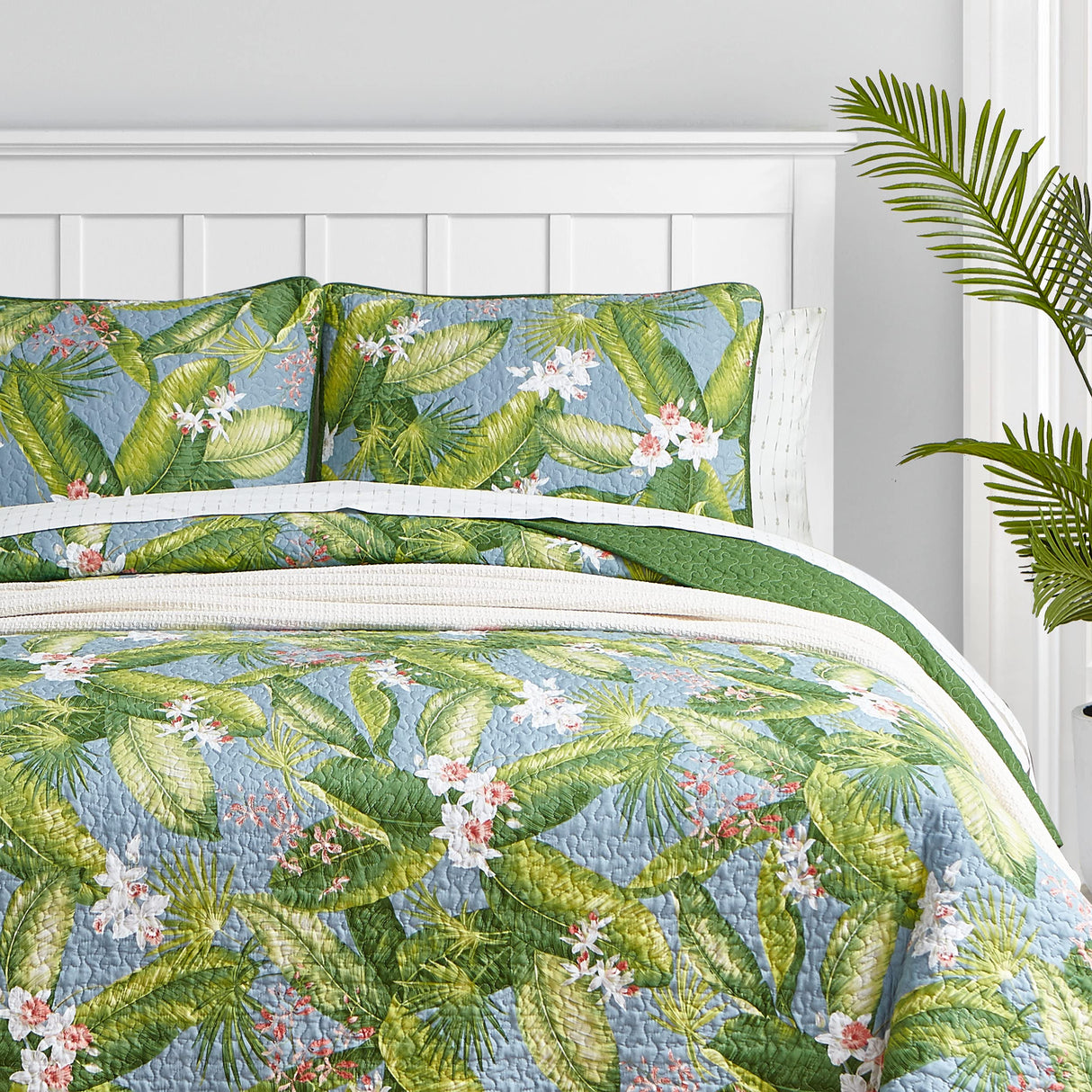 - King Quilt Set, Reversible Cotton Bedding with Matching Shams