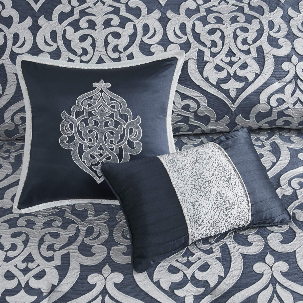 Odette Cozy Comforter Set Jacquard Damask Medallion Design - Modern All