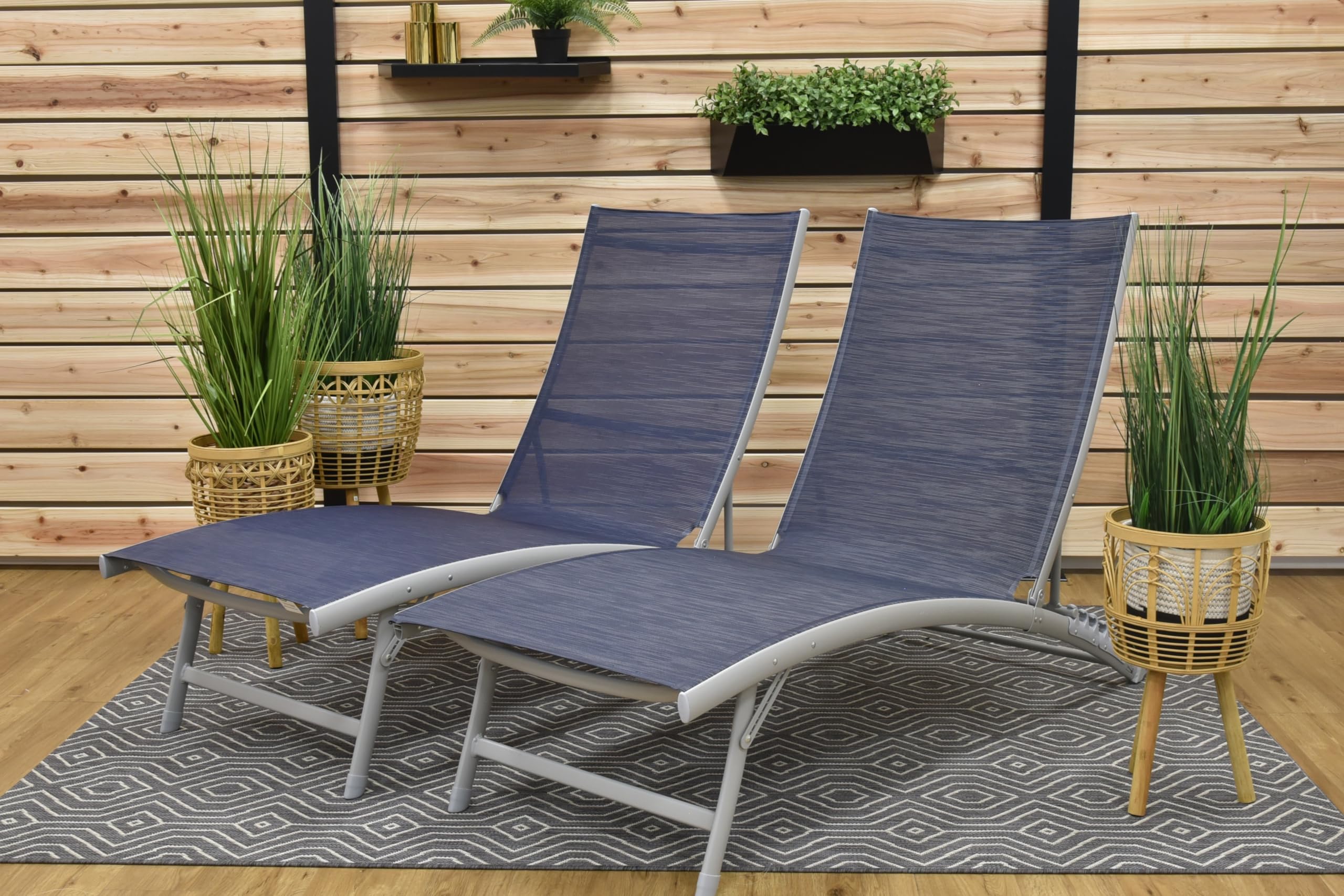 6 Position Aluminum Stackable Lounger Set with Wheels, Made with Premium Durable Outdoor Fabric