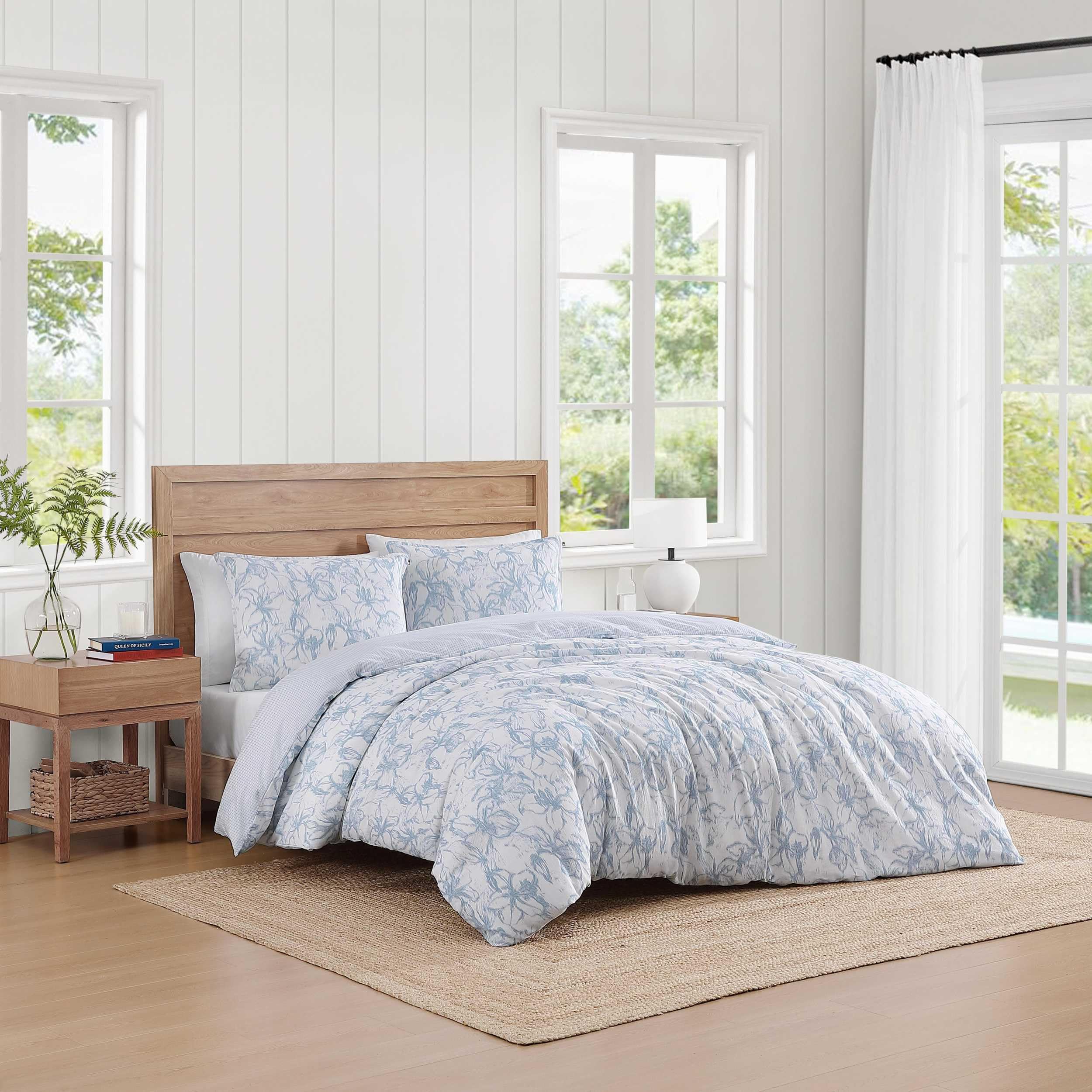 Ethereal Floral Blue Comforter Set - Soft Cotton Slub Bedding with Shams, Full/Queen