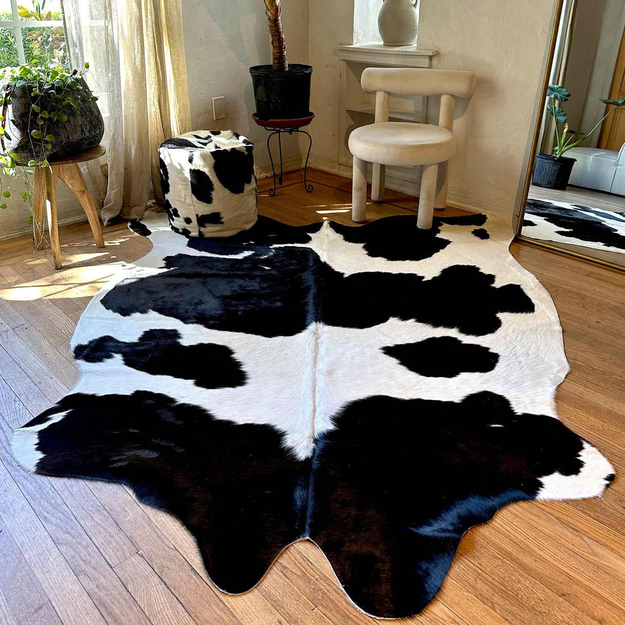 Genuine Cowhide Rug - Natural Black and White Rugs for Living Room & Bedroom Aesthetic - Real Cowhide Rug