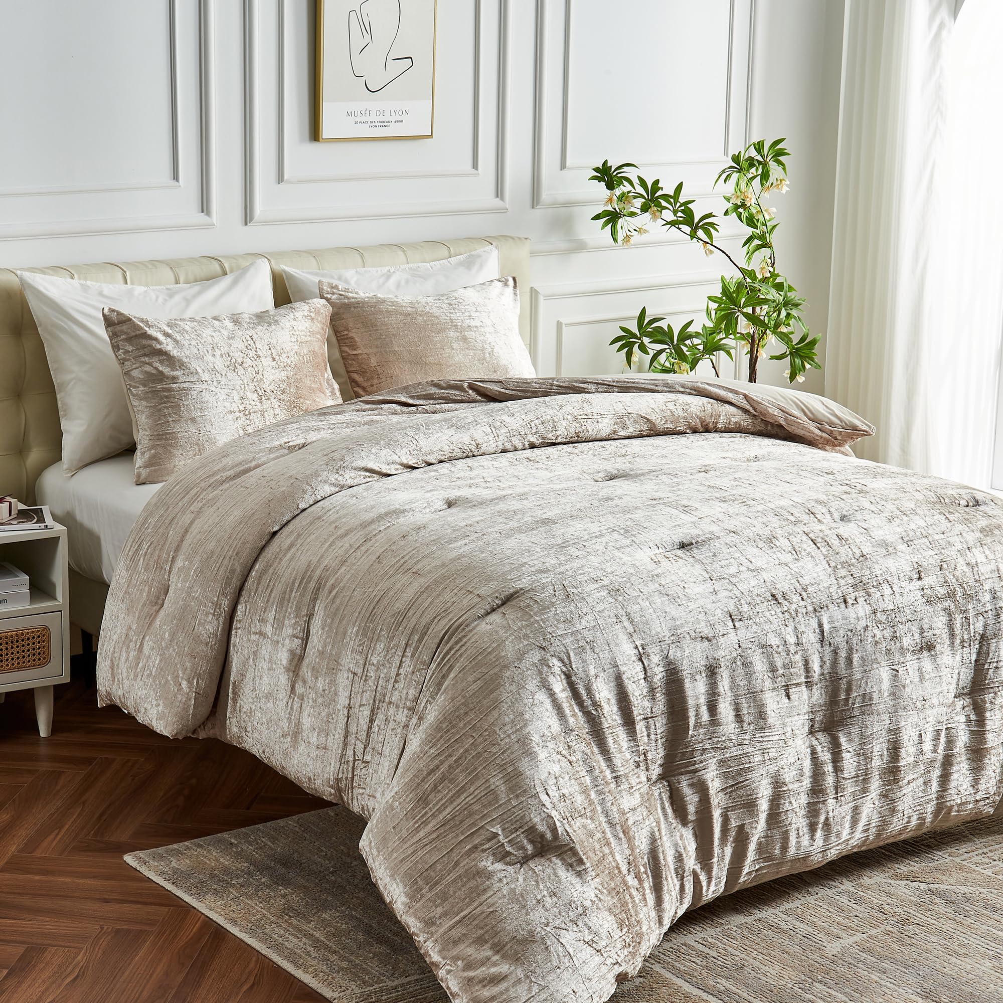 King Size Korean Velvet Comforter Set - Champagne Gold