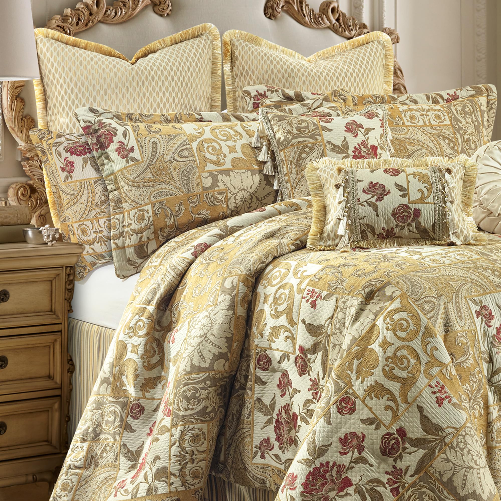 Comforter Set Patchwork Design, Jacquard Floral Comforter Set Queen Size, Luxury