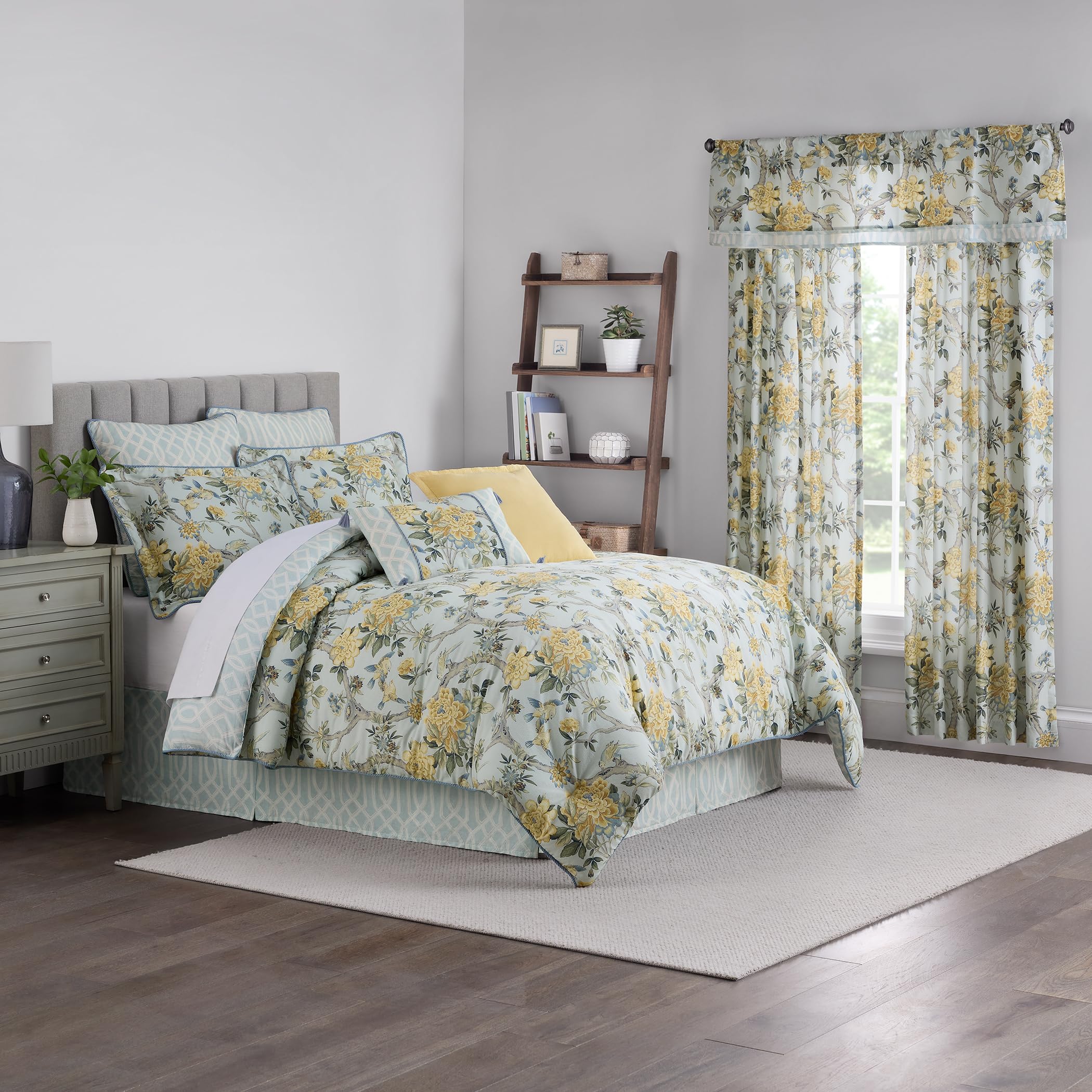 Gardens 4 Piece Cotton Comforter Set, Embellished All Season Bedding