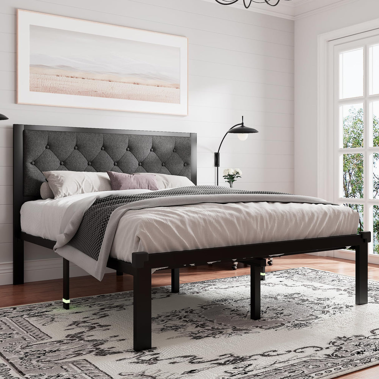 Queen Size Metal Bed Frame, Heavy-Duty Platform Bed Frame with Linen Upholstered