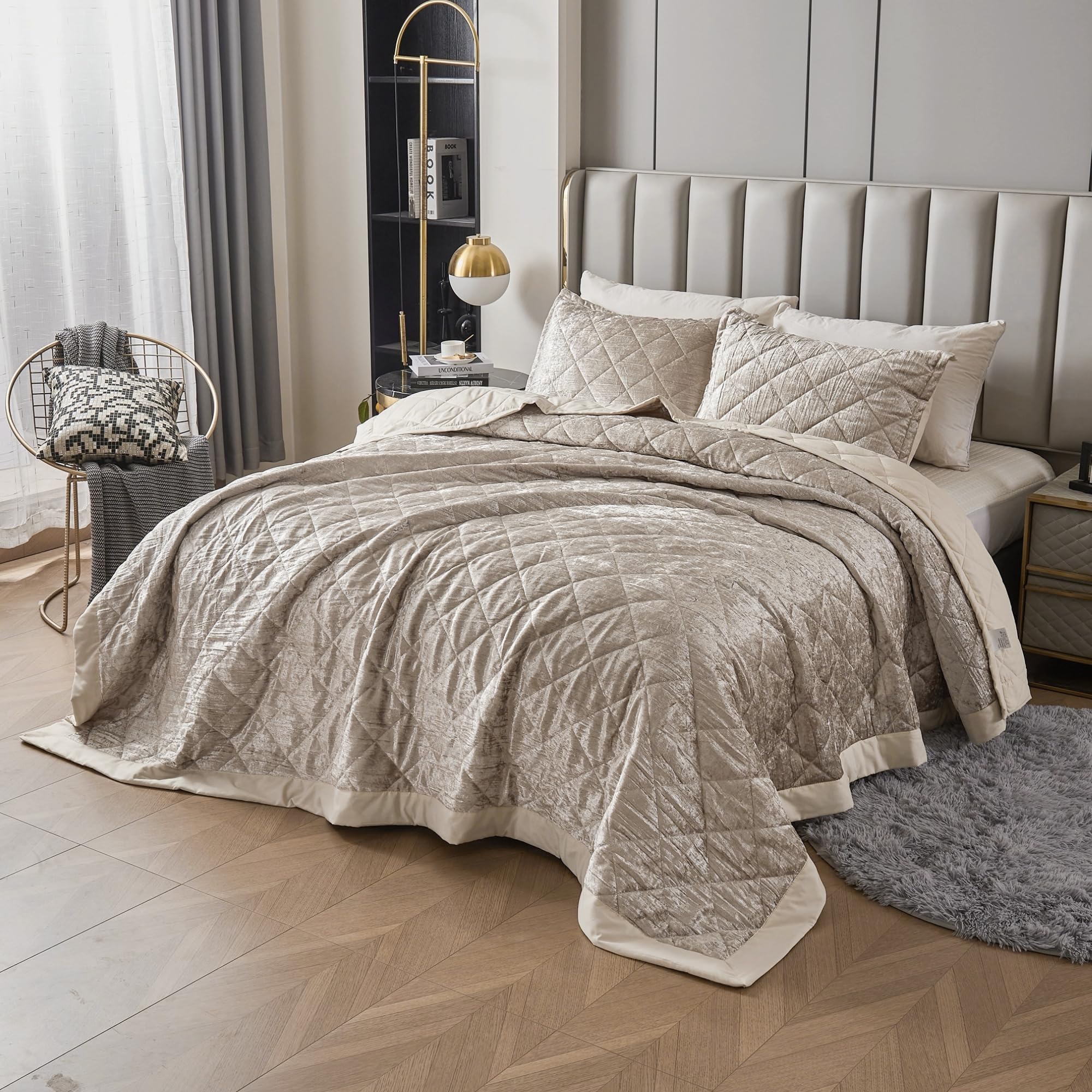 Champagne Korean Velvet Quilt Set California King XL Size (112x104 in)