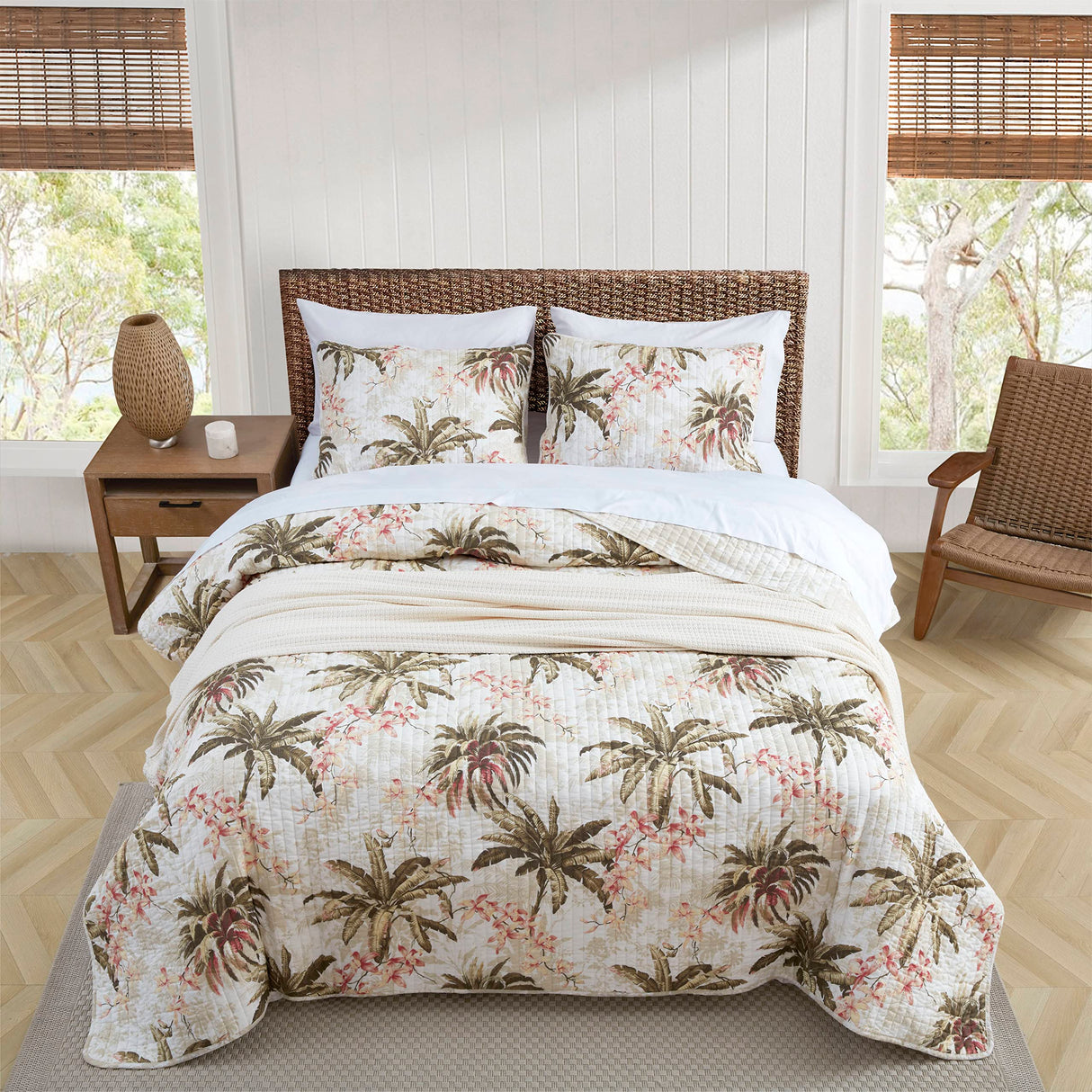 Quilt Set, Reversible Cotton Bedding with Matching Shams