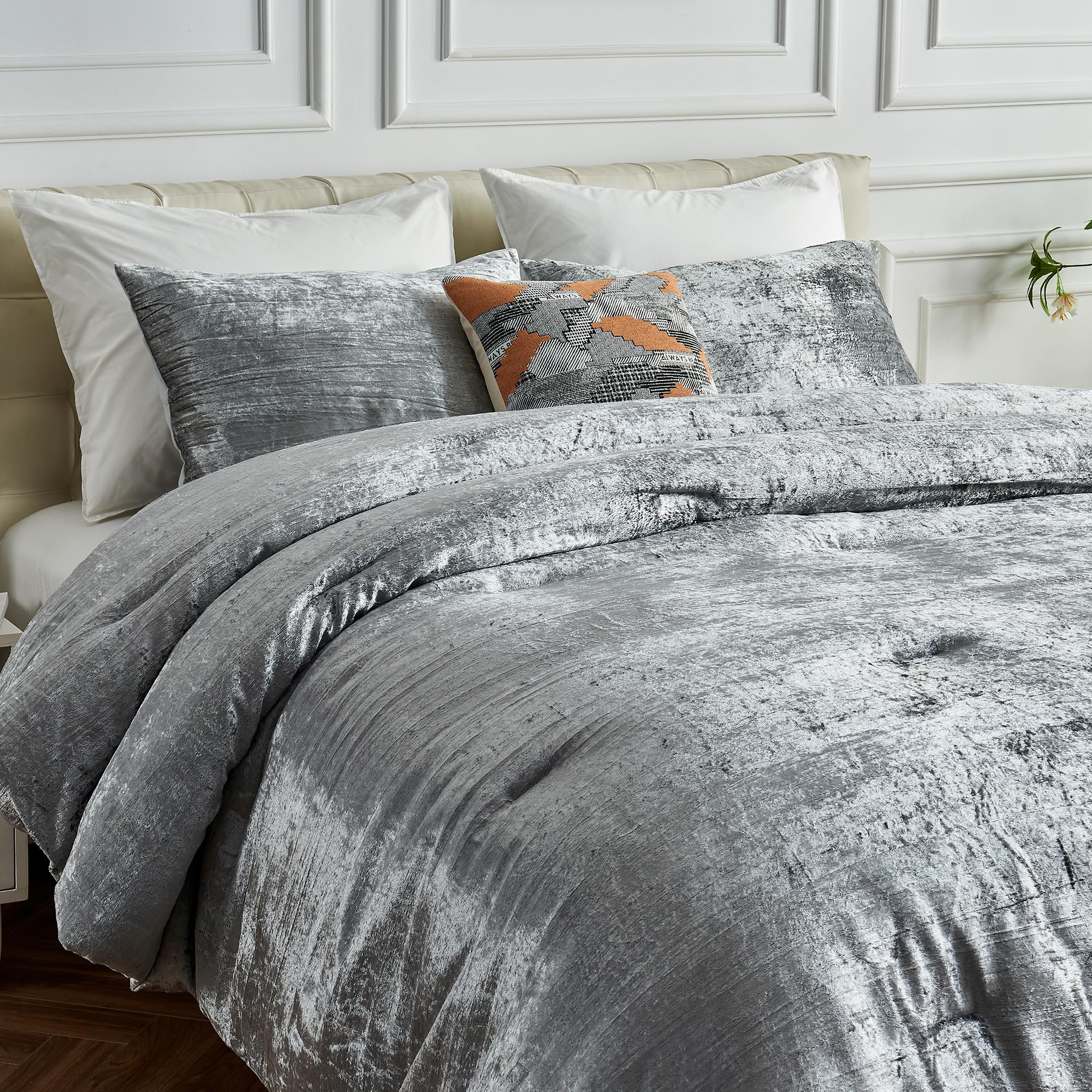 King Size Korean Velvet Comforter Set - 3 Piece Luxury Bedding