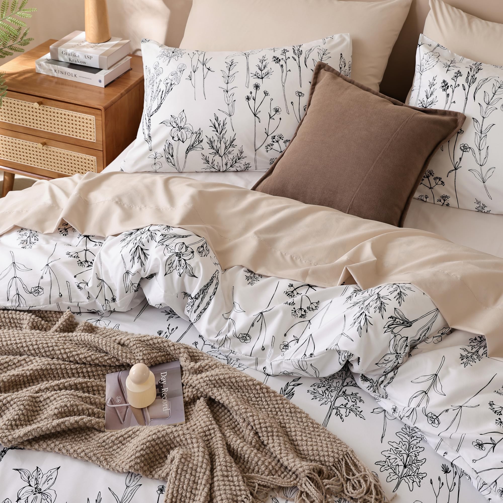 Queen Comforter Set - Floral Comforters Queen Size, White Comforter, 3 Pieces,