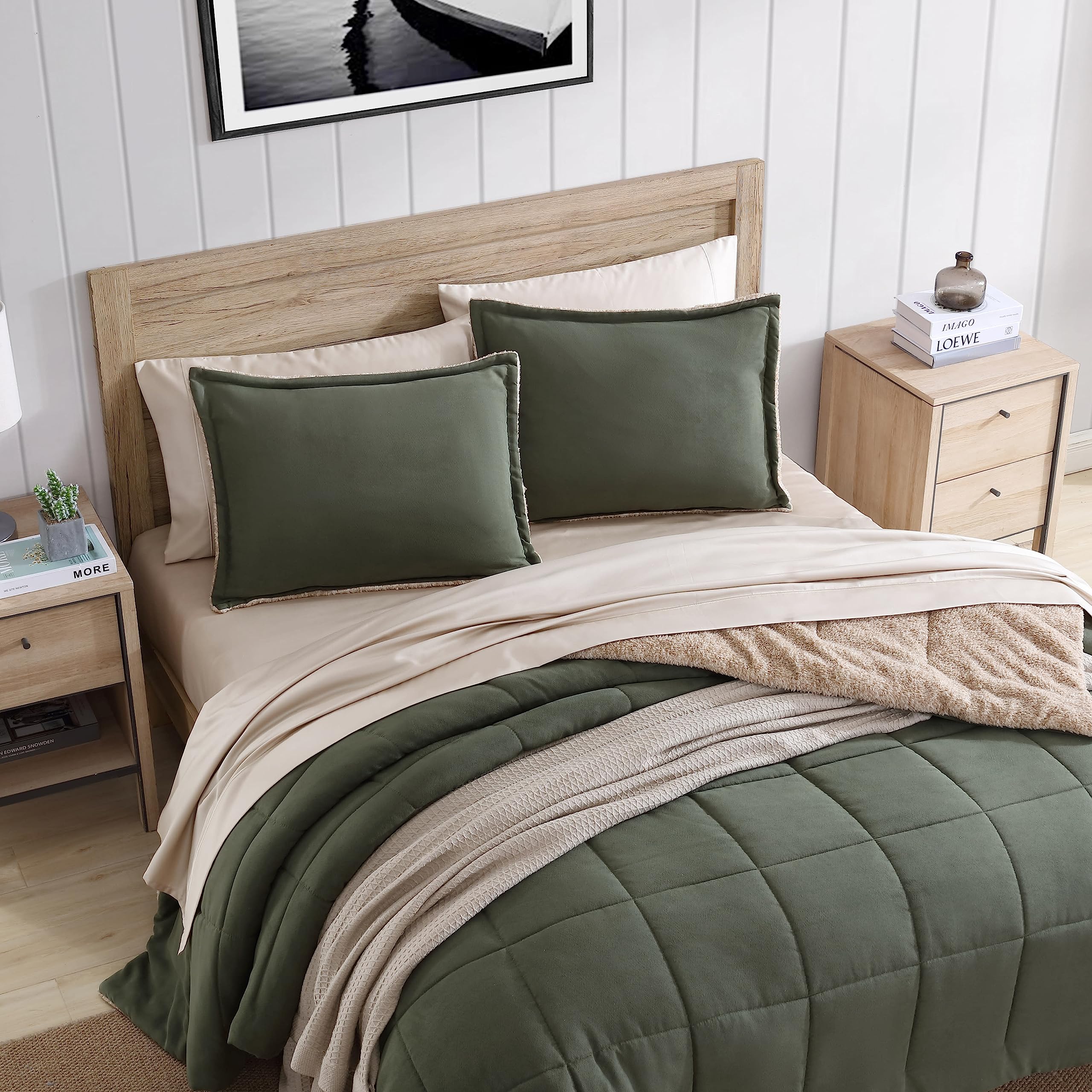 Queen Comforter Set, Soft Microsuede Bedding with Cozy Sherpa Reverse & Matching Shams