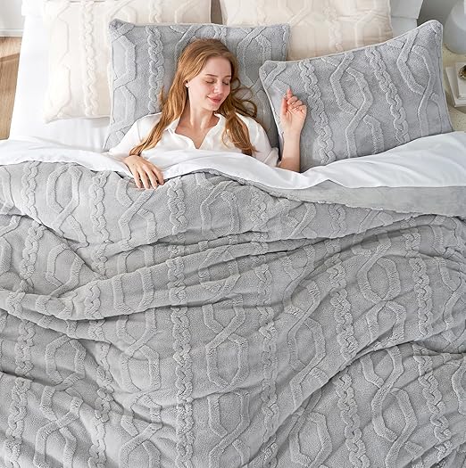 Fluffy Queen Size Comforter Set Cream, Jacquard Boho Texture Sherpa Bed Set