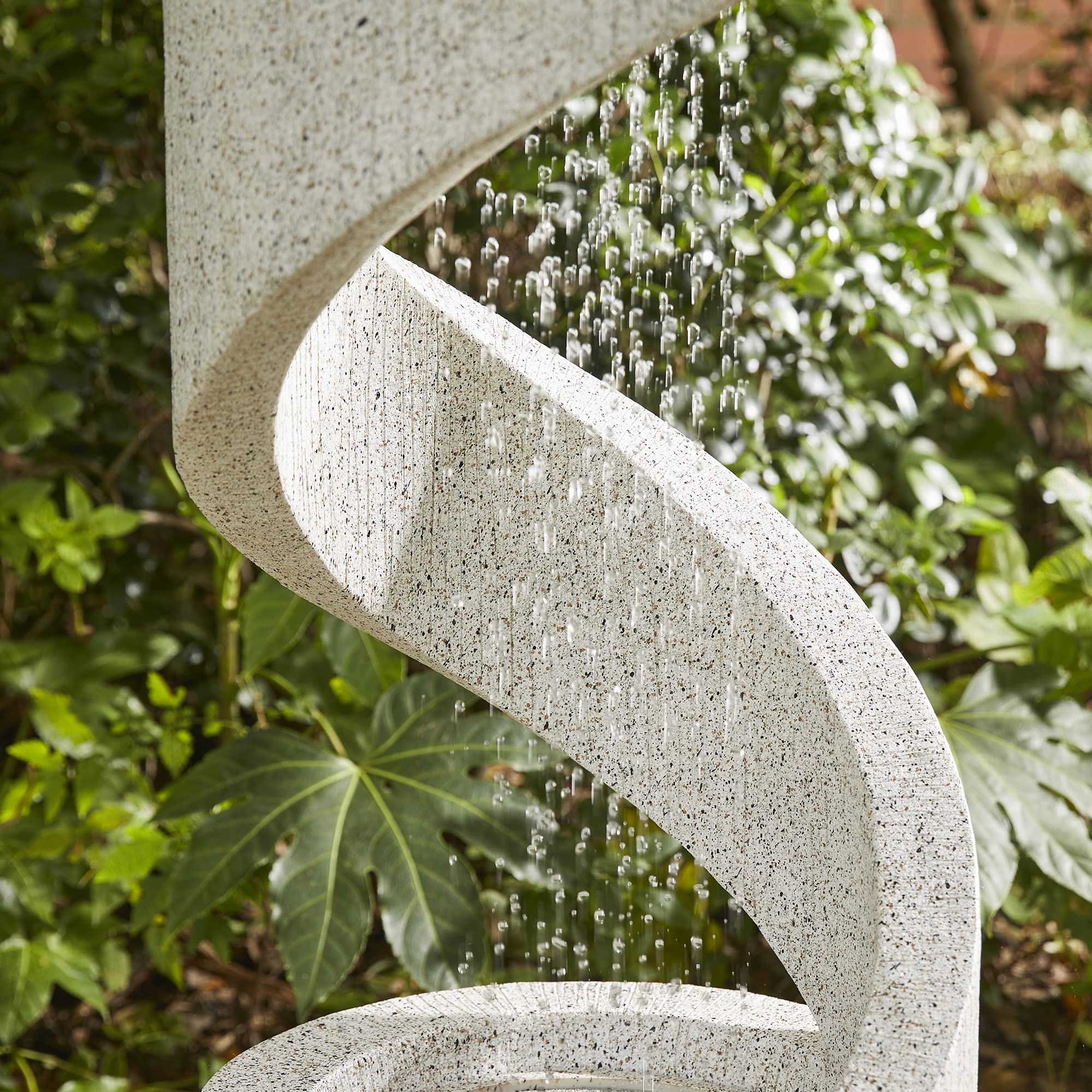 Decorative Tiered Outdoor Water Fountain with LED Light Vintage Curved