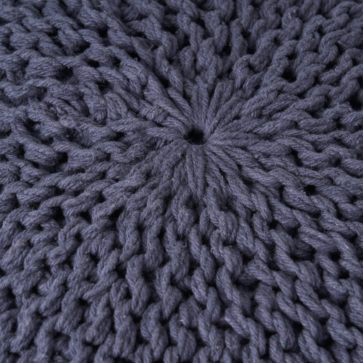 Yuny Pouf, Navy