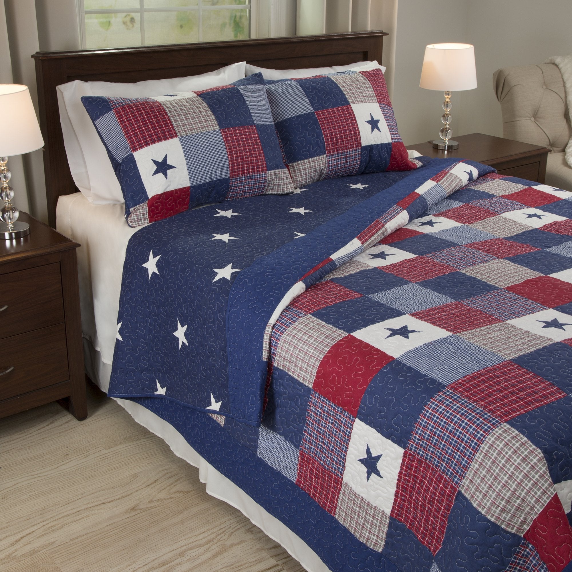 3-PC Caroline Patriotic Microfiber Americana Stars and Plaid Patchwork Blanket 2 Shams