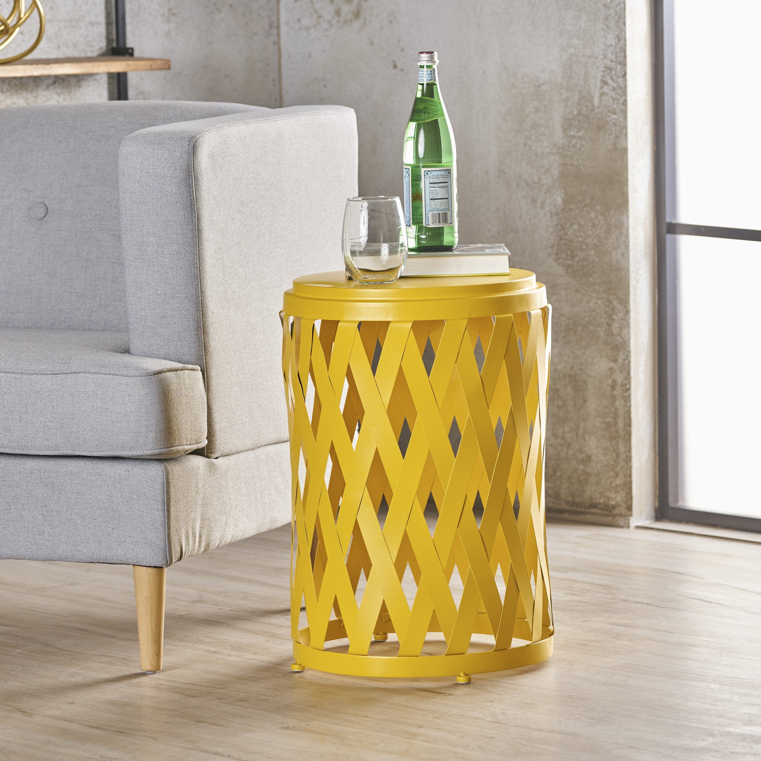 Pecola Indoor 14" Diameter Lattice Iron Side Table, Matte Yellow