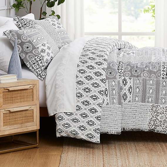 Oversized Comforter Bedding Set Down Alternative All-Season Warmth, Soft Reversible