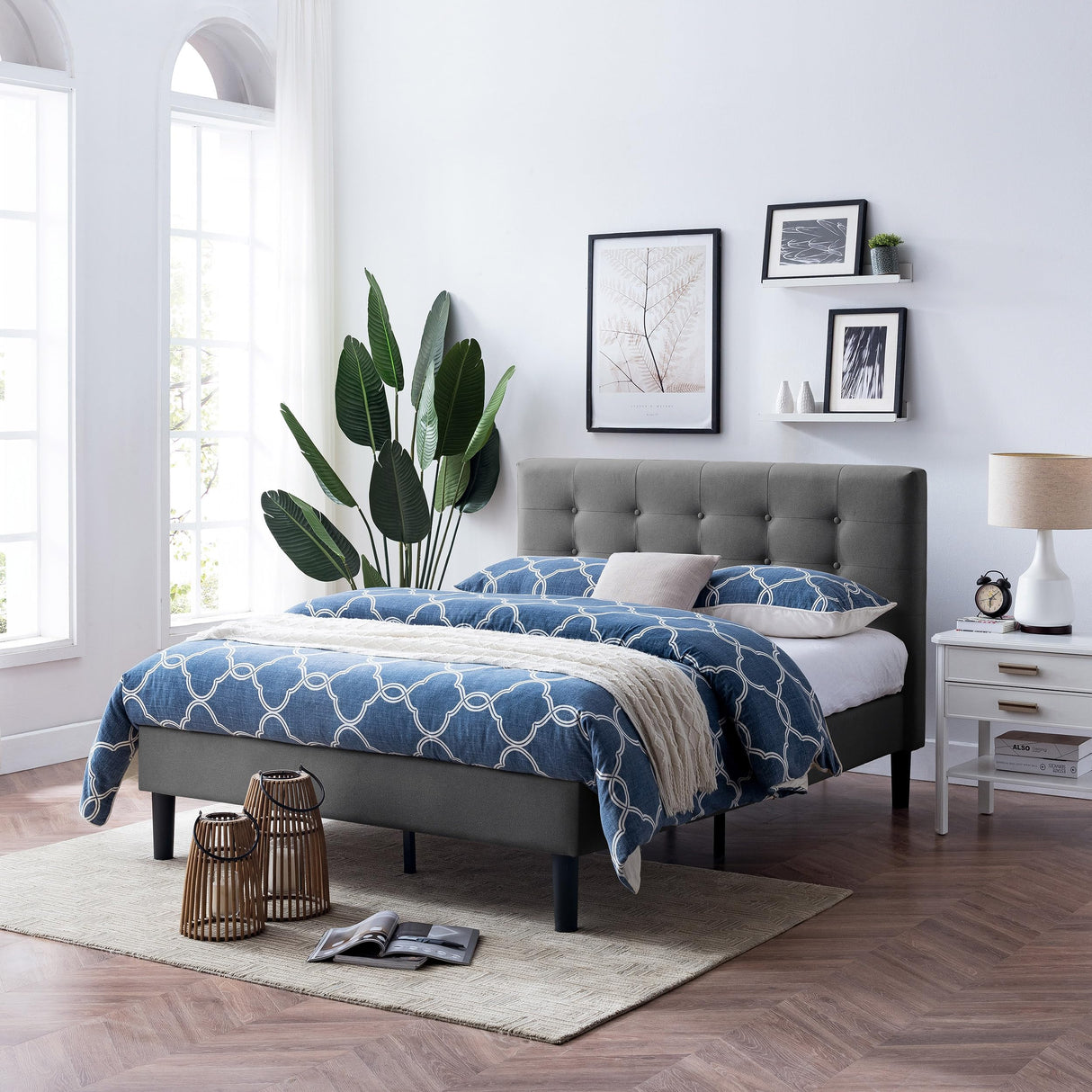 Queen Size Metal Bed with Headboard, Platform Bedframe Sturdy Framework