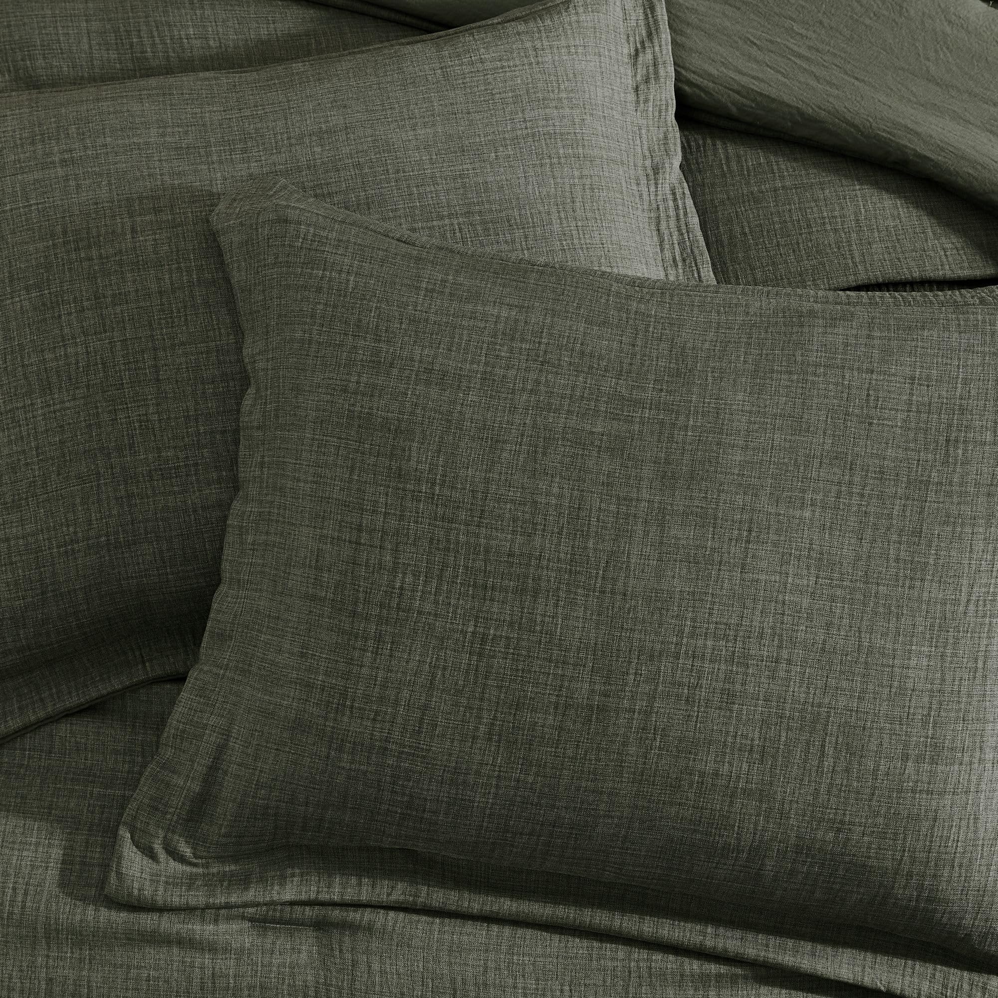 Geniospin 7-Piece Queen Comforter Set - Solid Bedding with Sheets and Shams for All Seasons (Dark Green)