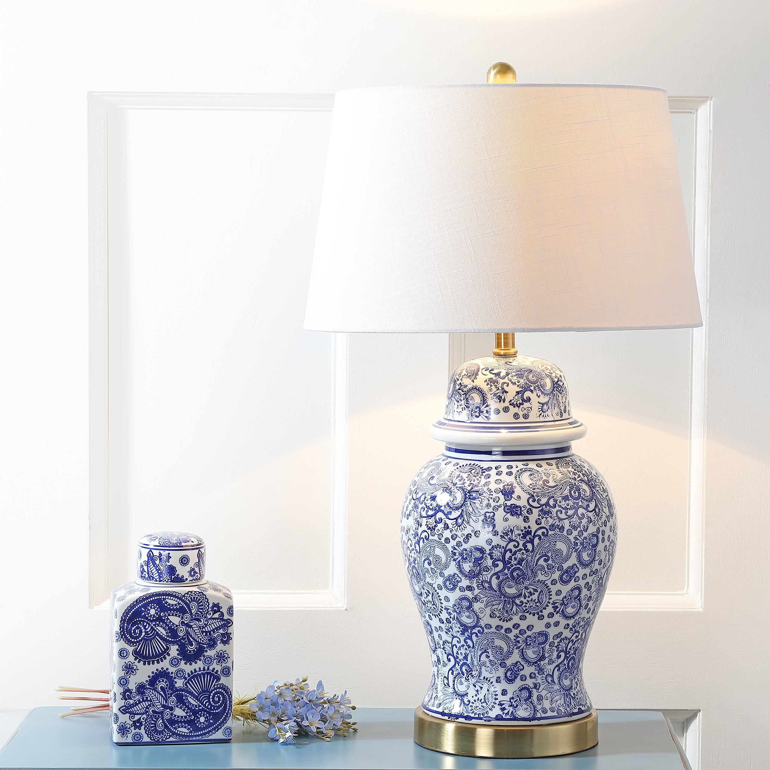 Ellis 29.5" Ceramic LED Table Lamp - Blue & White Traditional Design