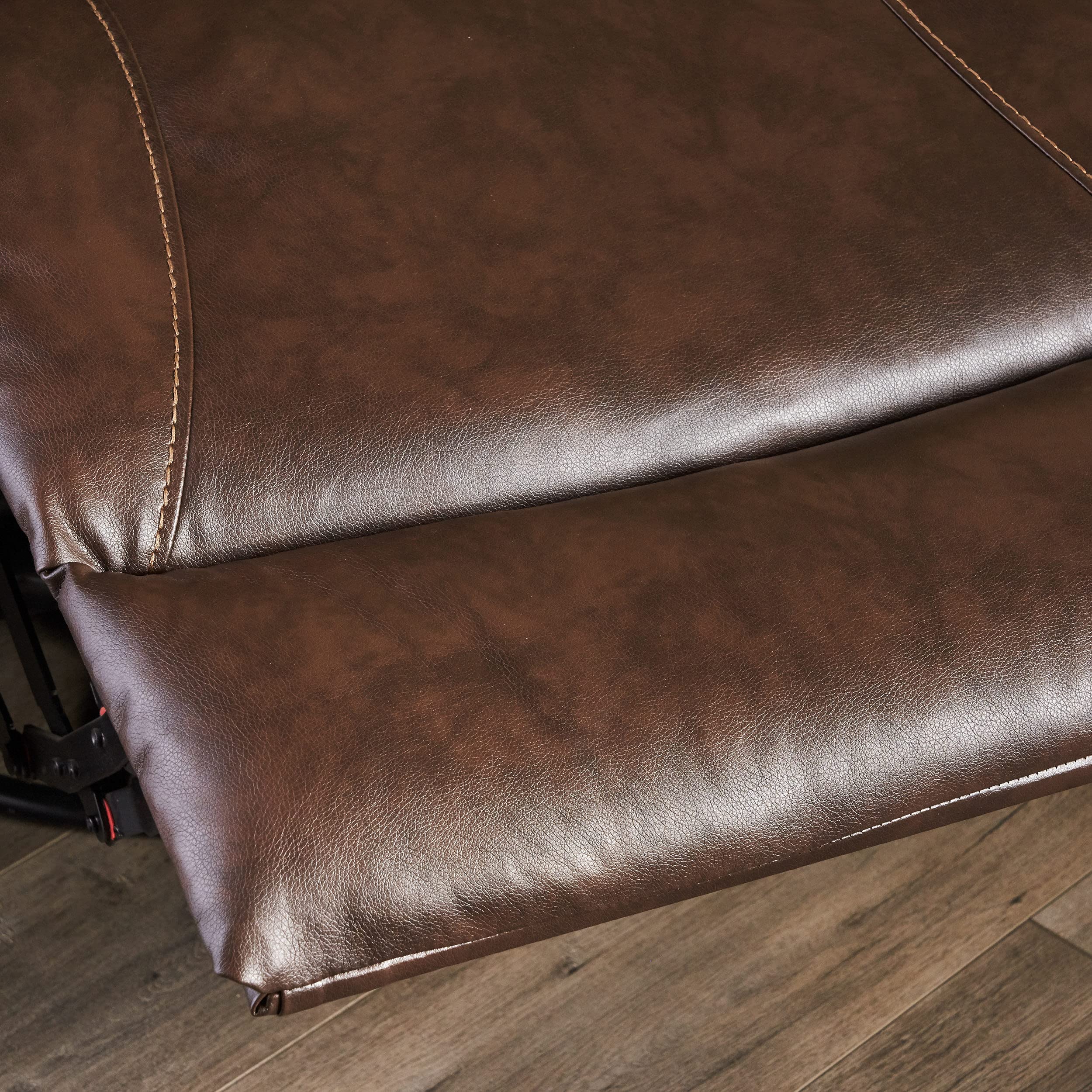 Classic Tufted Leather Swivel Recliner Comfortable & Stylish Lounge Chair