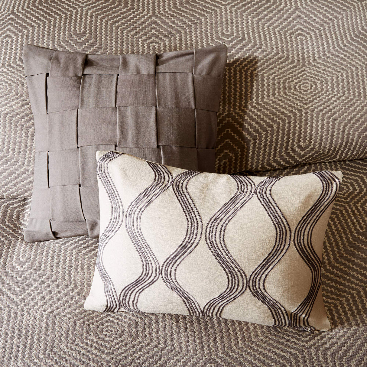 Signature Cozy Comforter Set - All Season Bedding Combo Filled Insert and Removable
