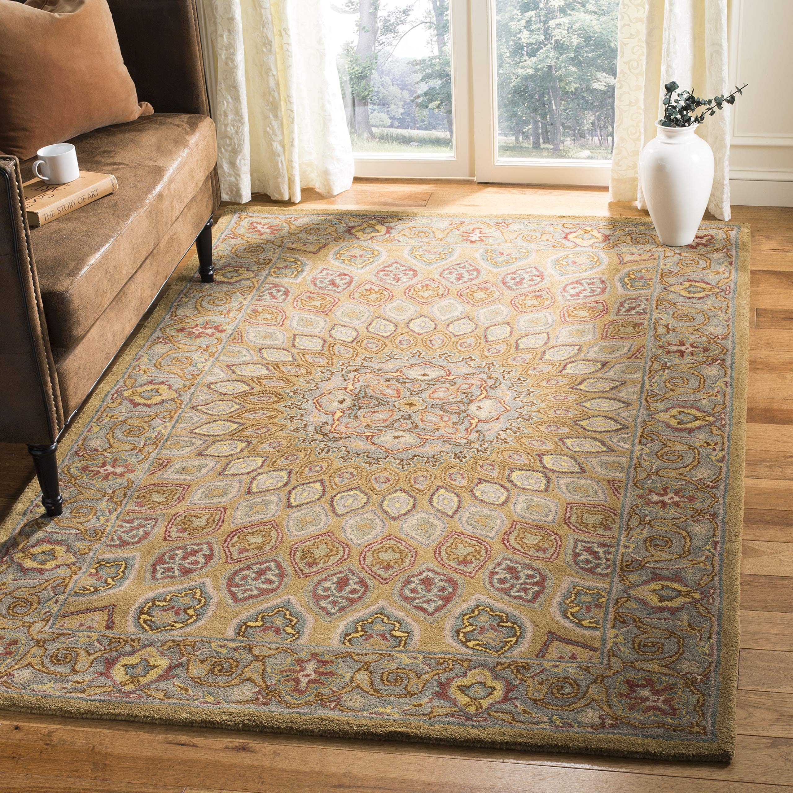 SAFAVIEH Heritage Collection Area Rug - 9' x 12', Light Brown & Grey, Handmade Traditional Oriental Wool, Ideal for High Traffic Areas in Living Room, Bedroom (HG914A)