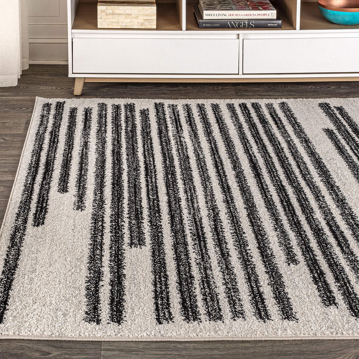 JONATHAN Y MOH207A-8 Khalil Modern Berber Stripe Indoor Farmhouse Area-Rug Bohemian Minimalistic Striped Easy-Cleaning Bedroom Kitchen Living Room Non Shedding, 8 X 10, Cream,Black