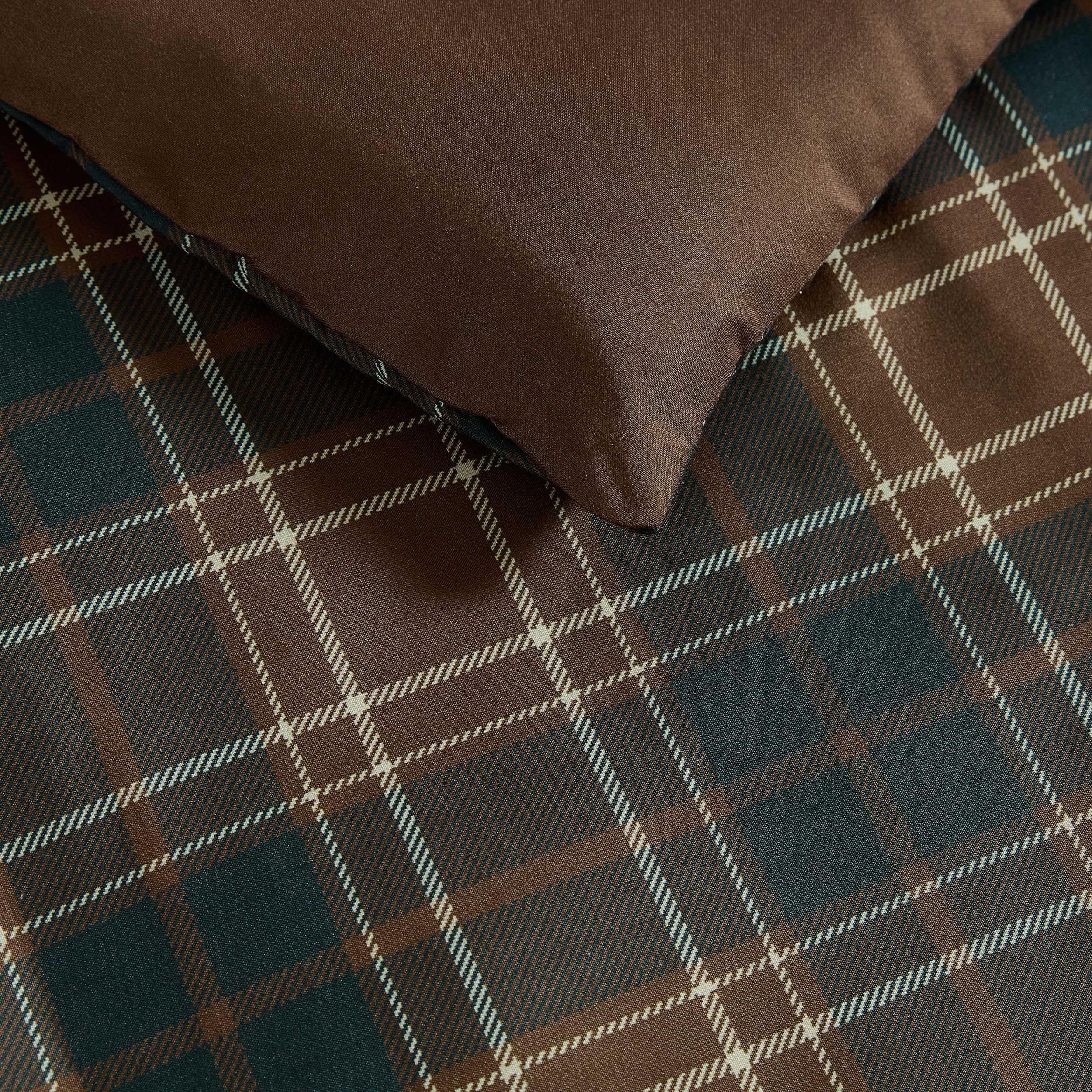 Queen Comforter Set - Huntley Plaid Brown 3-Piece Bedding with Matching Pillowcases