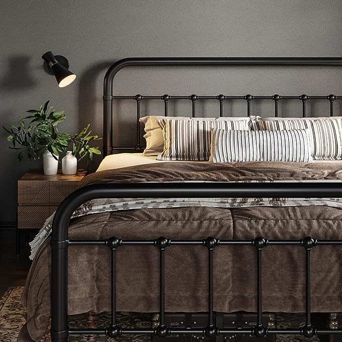 Queen Size Metal Platform Bed Frame with Victorian Style