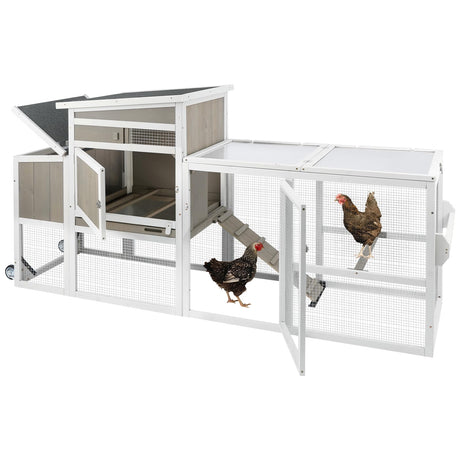 Chicken coop with three roosting perches and lockable door